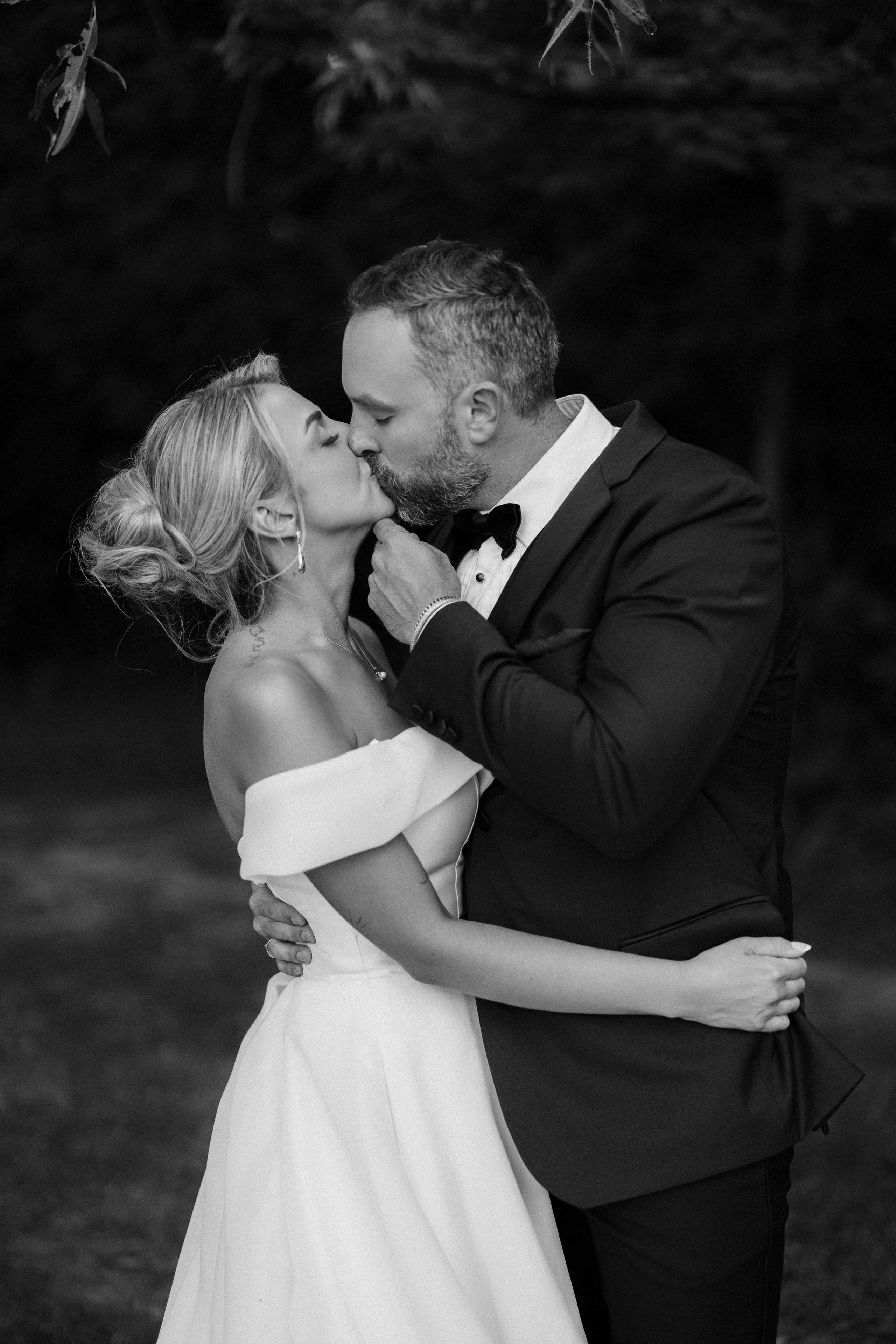 L&D (Wren House by Stella). Wedding Photographer Toronto