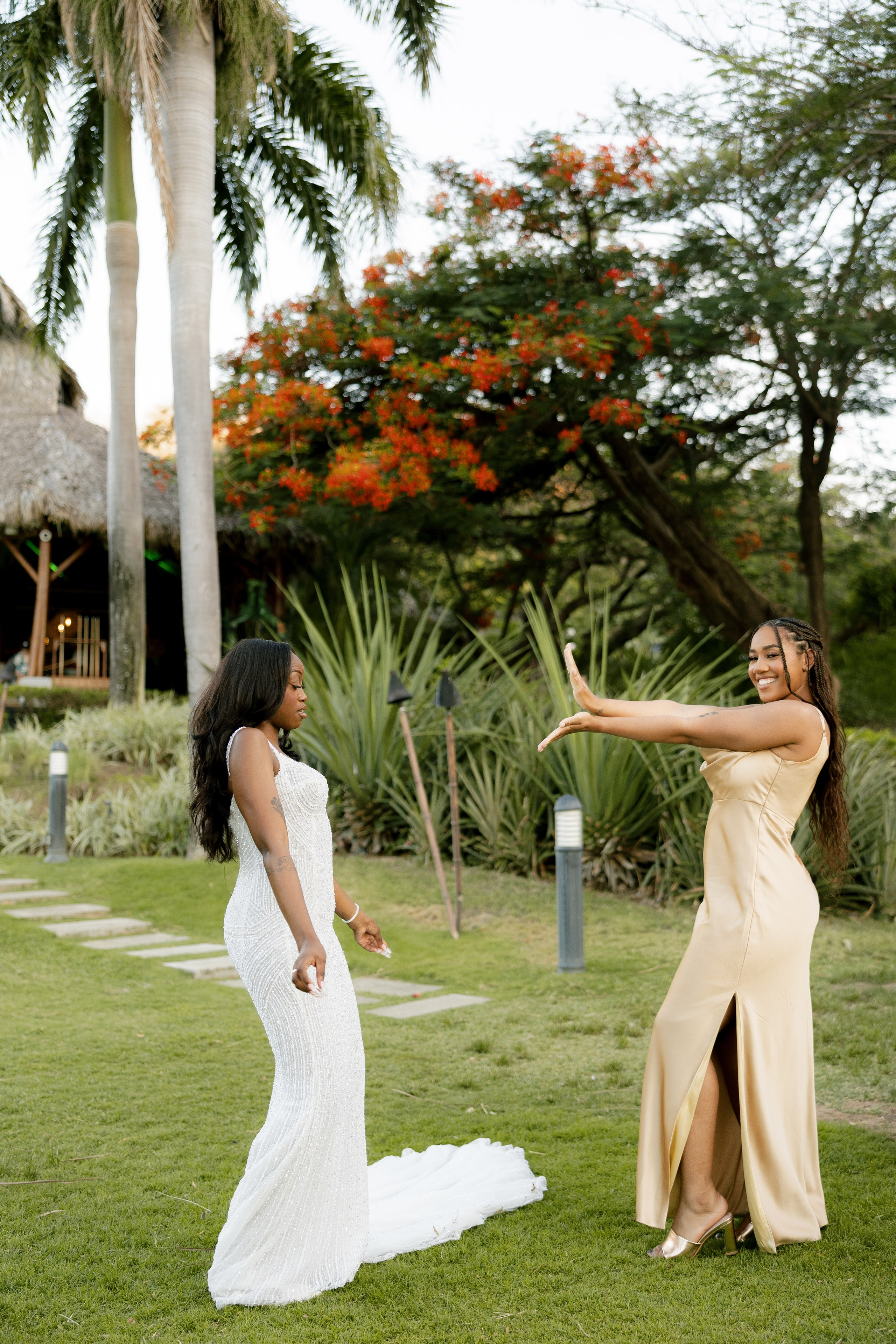 Ashley&Matt (Costa Rica). Wedding Photographer Toronto