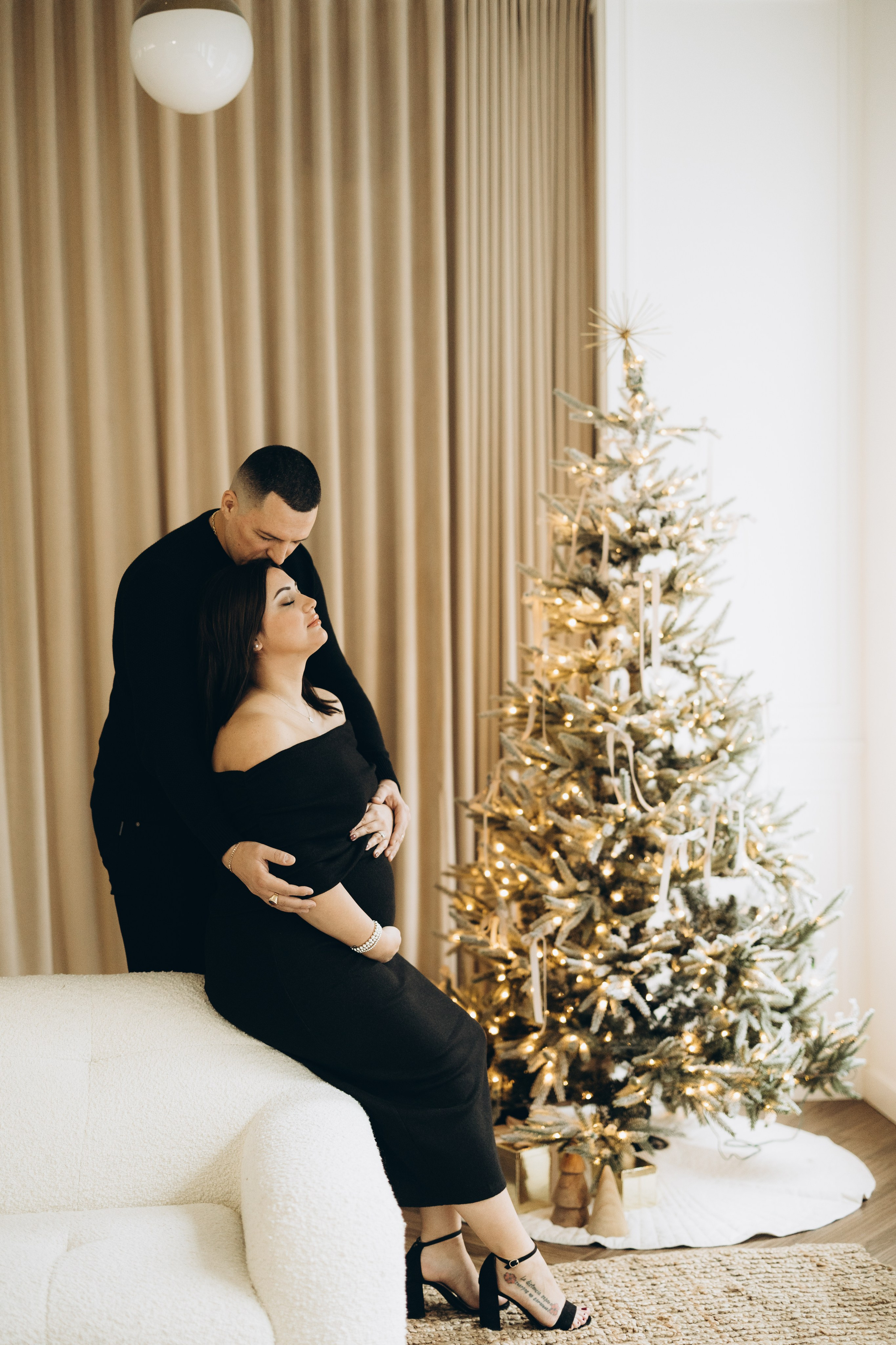 Maternity photo session. Wedding Photographer Toronto