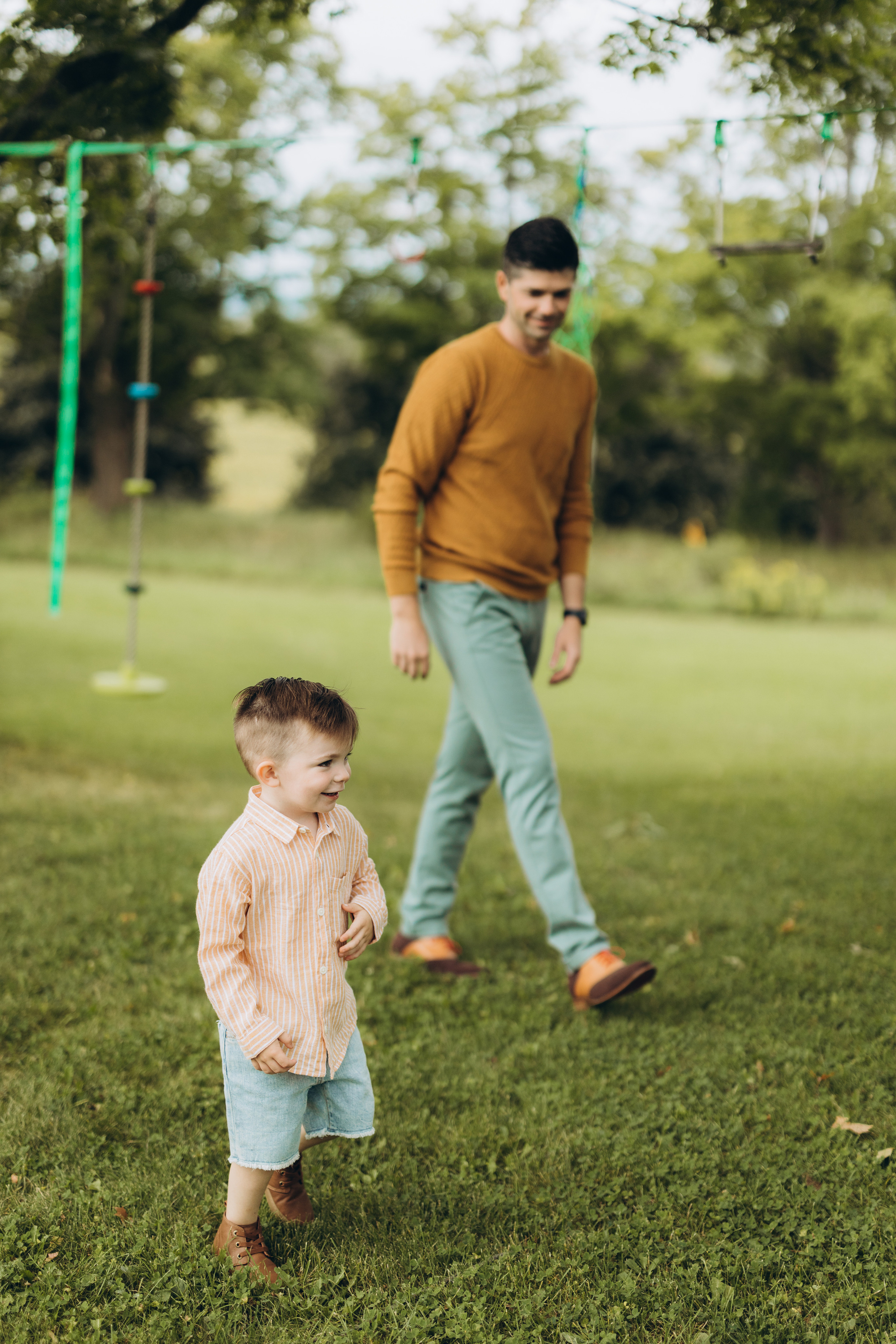 Fall family session. Wedding Photographer Toronto