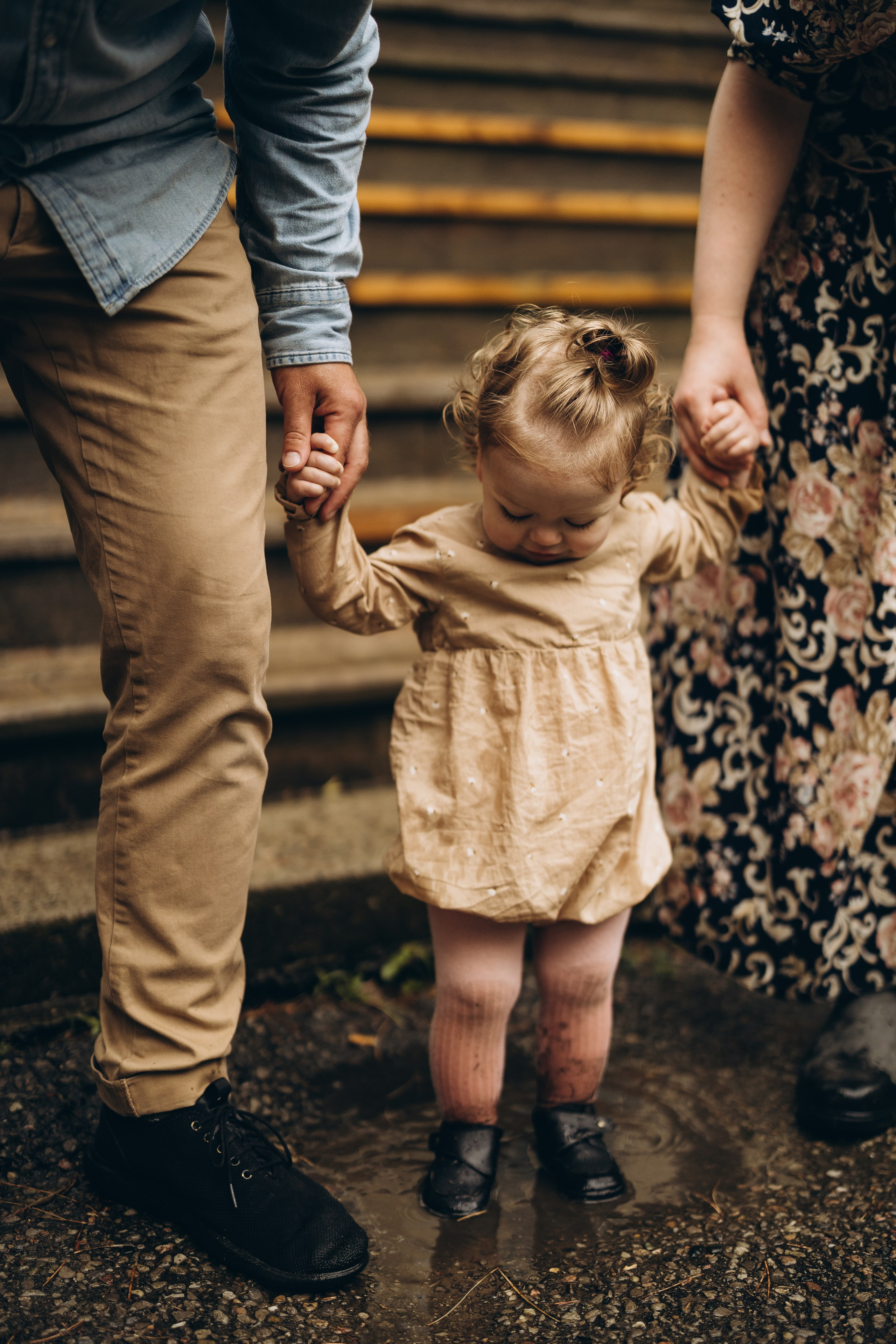 Under the rain. Wedding Photographer Toronto
