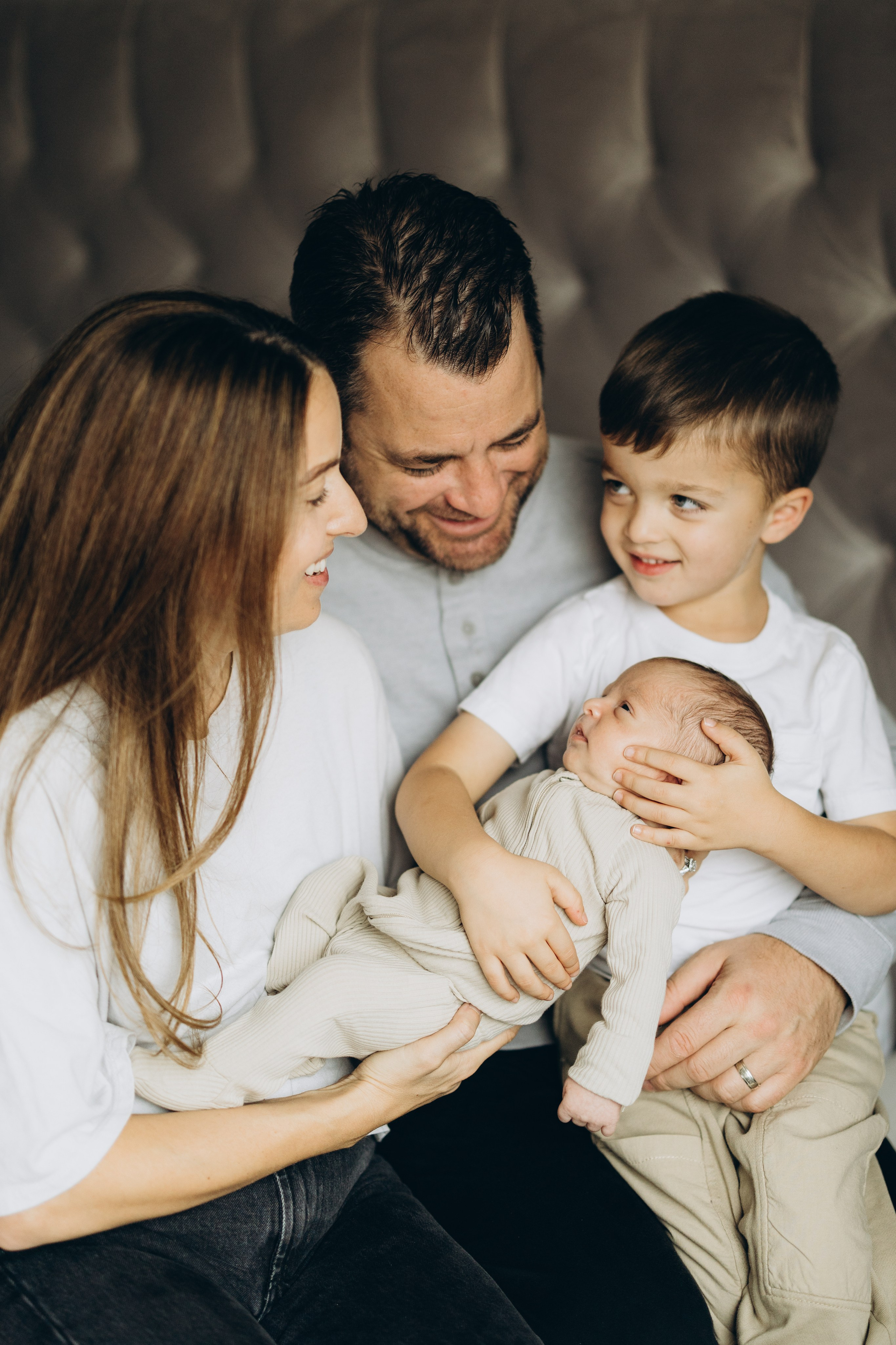 Family photo session. Wedding Photographer Toronto