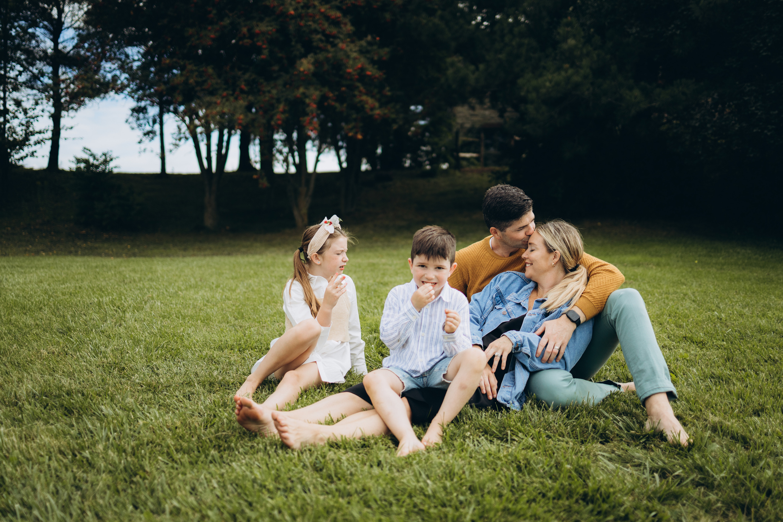 Fall family session. Wedding Photographer Toronto