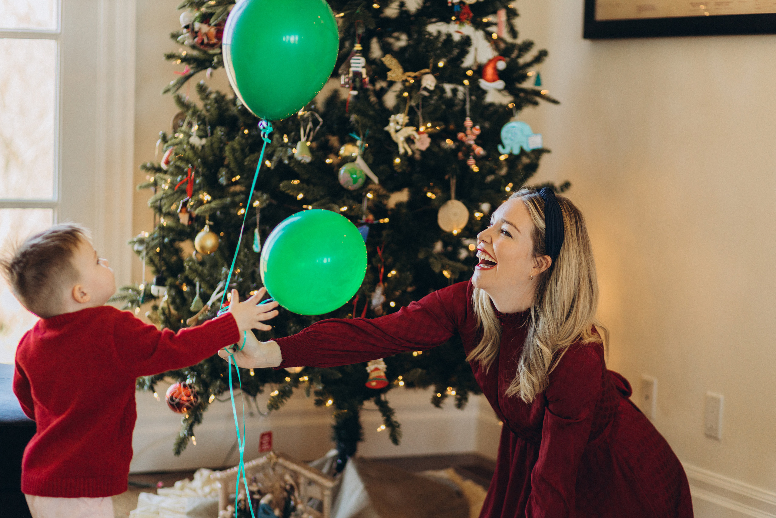 Christmas family time. Wedding Photographer Toronto