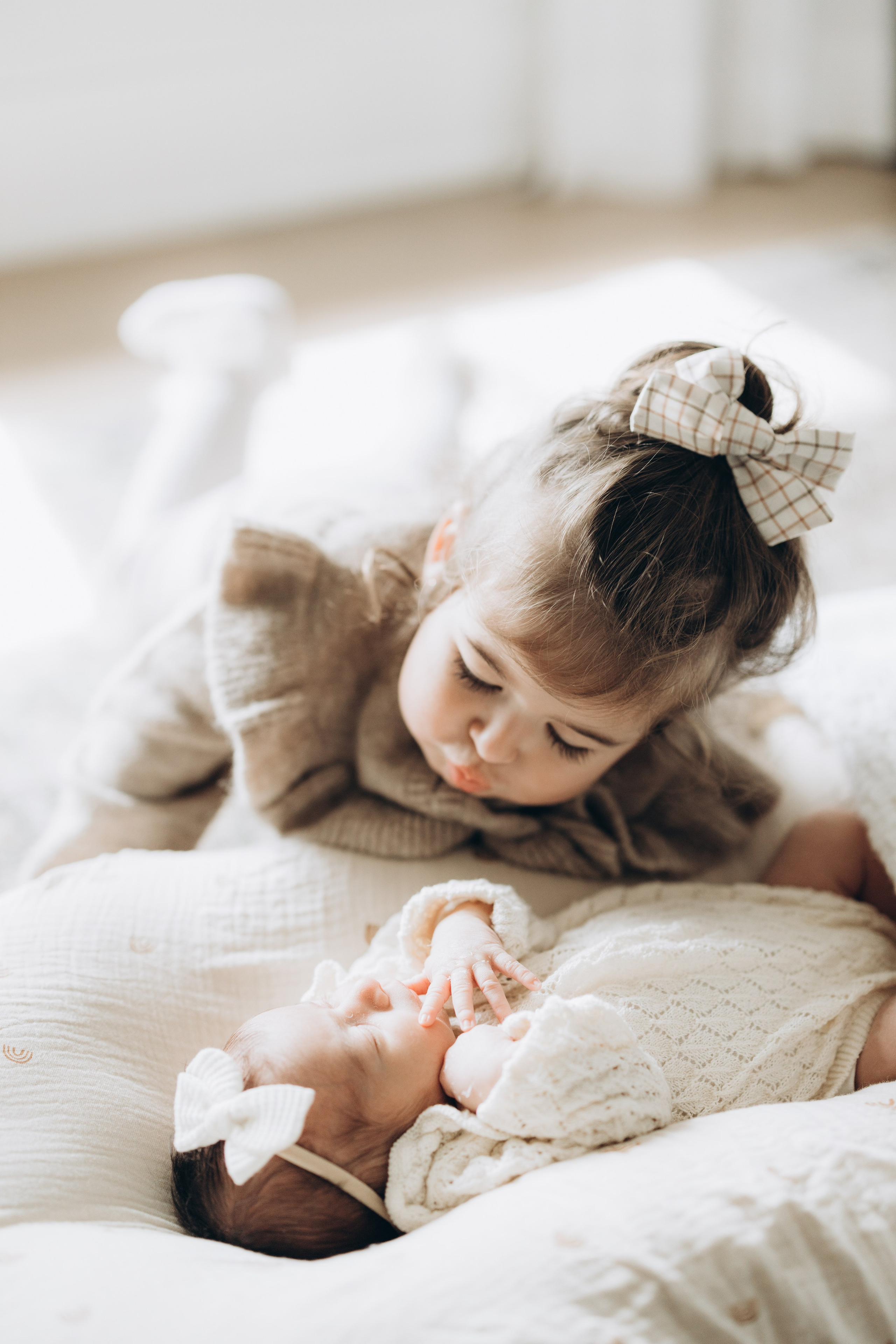 Newborn/family photo session. Wedding Photographer Toronto