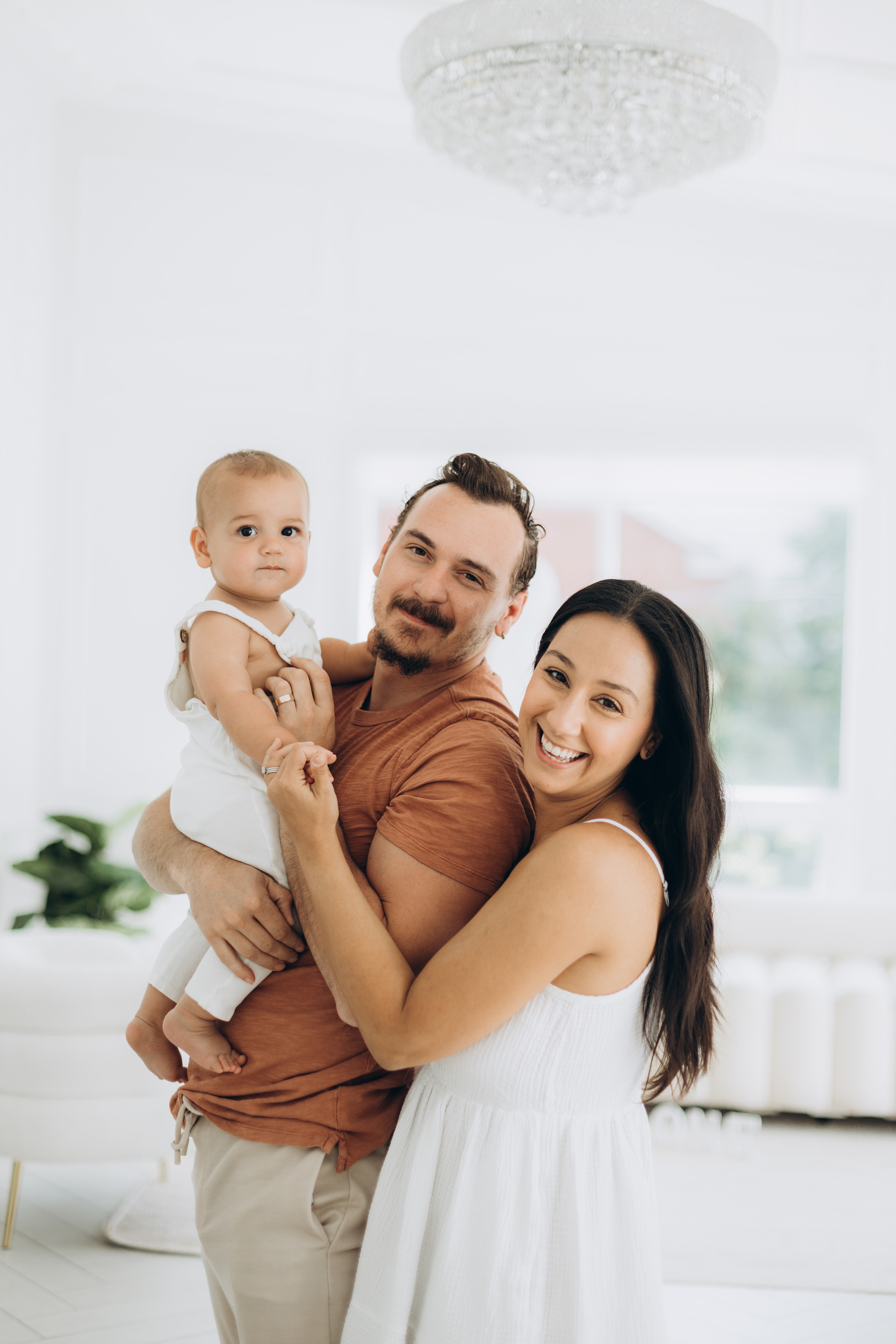 Cake smash. Wedding Photographer Toronto