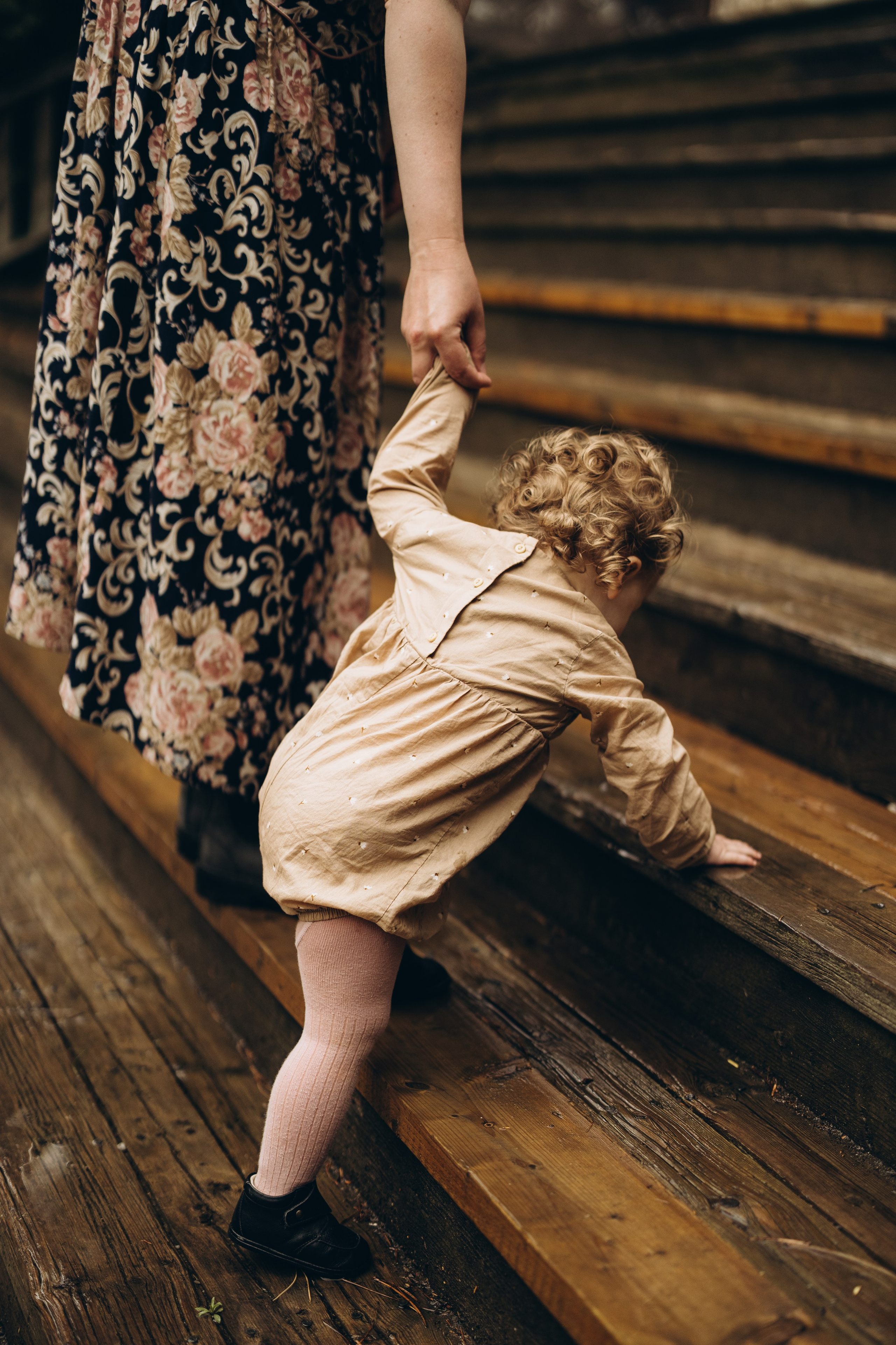 Under the rain. Wedding Photographer Toronto