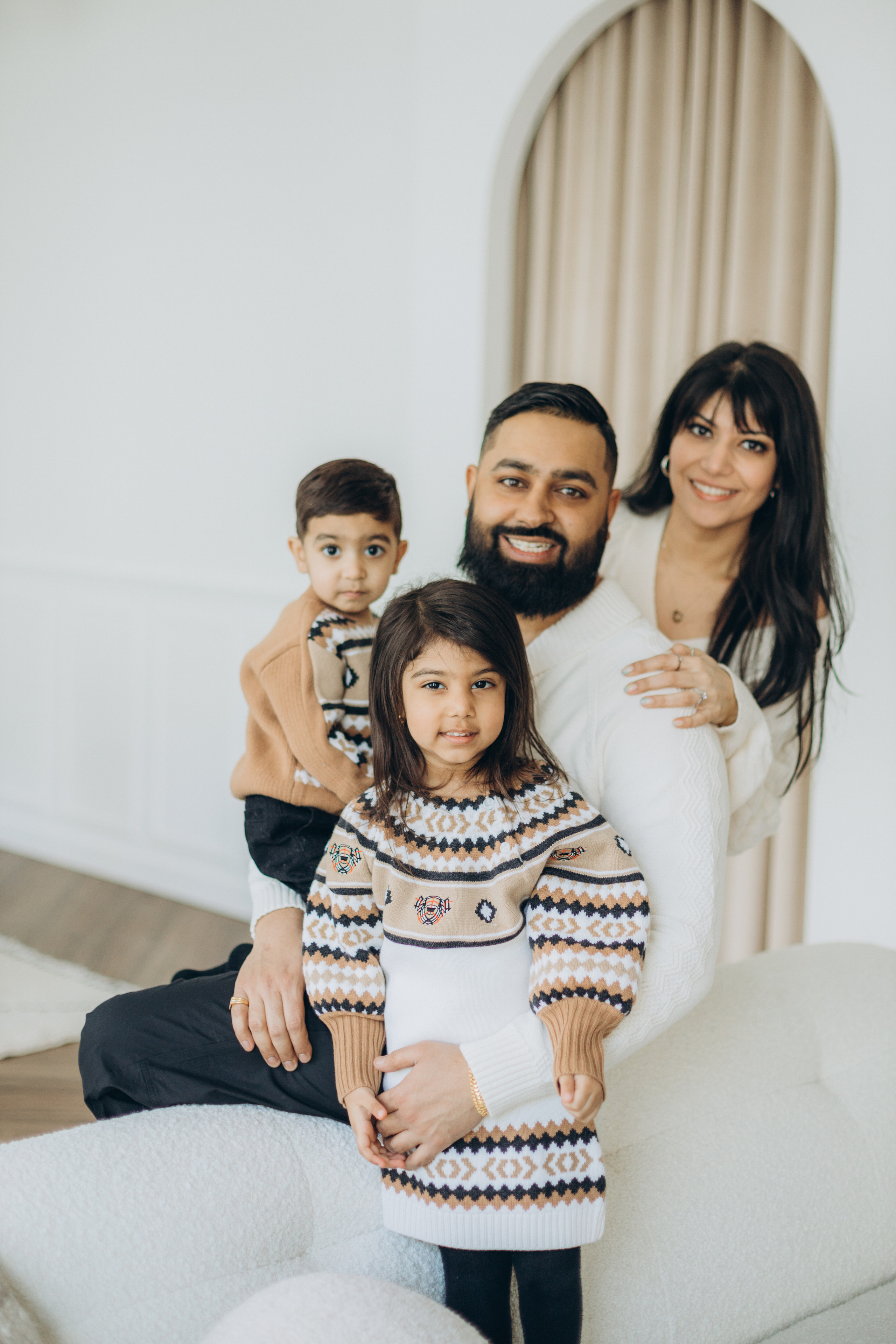 Family session. Wedding Photographer Toronto