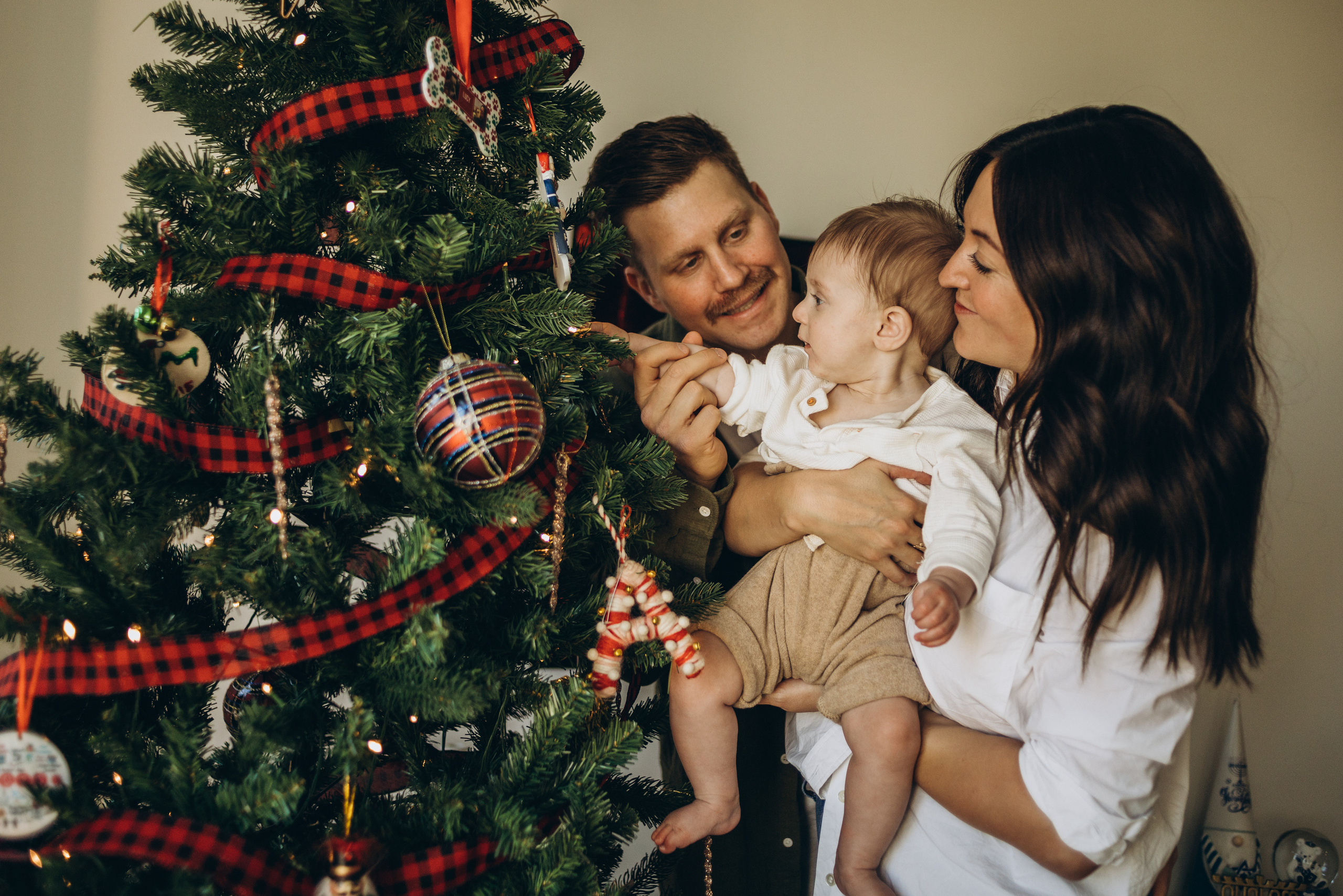 First Christmas. Wedding Photographer Toronto