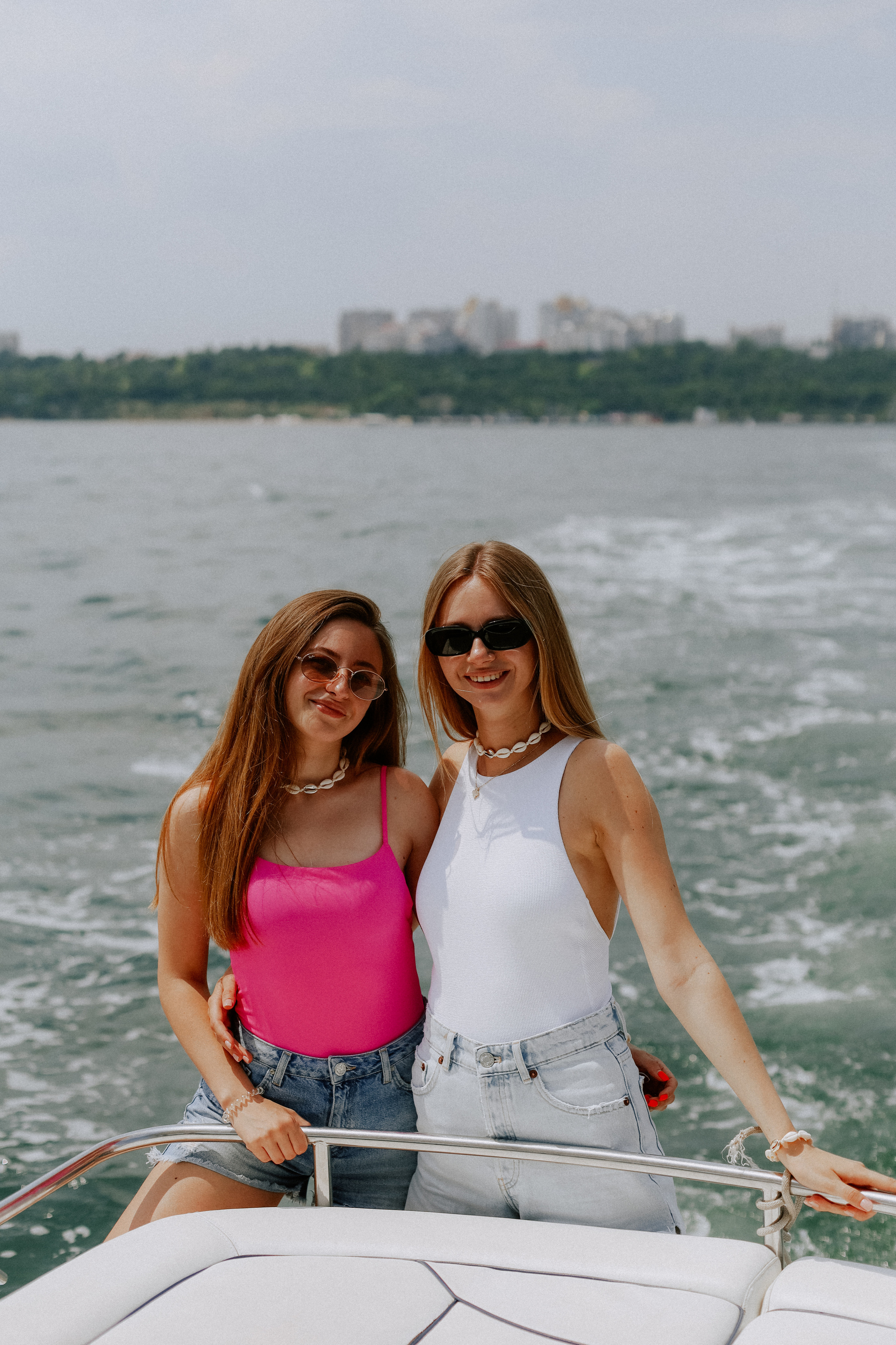 Yacht party. Wedding Photographer Toronto