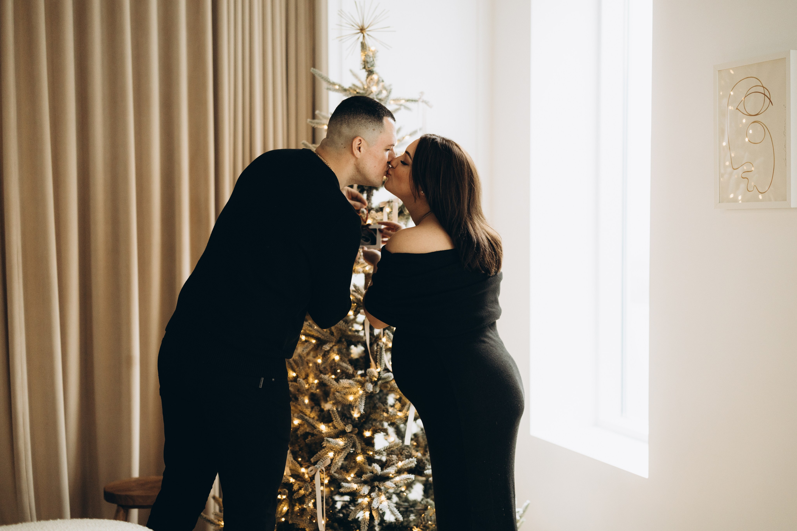 Maternity photo session. Wedding Photographer Toronto