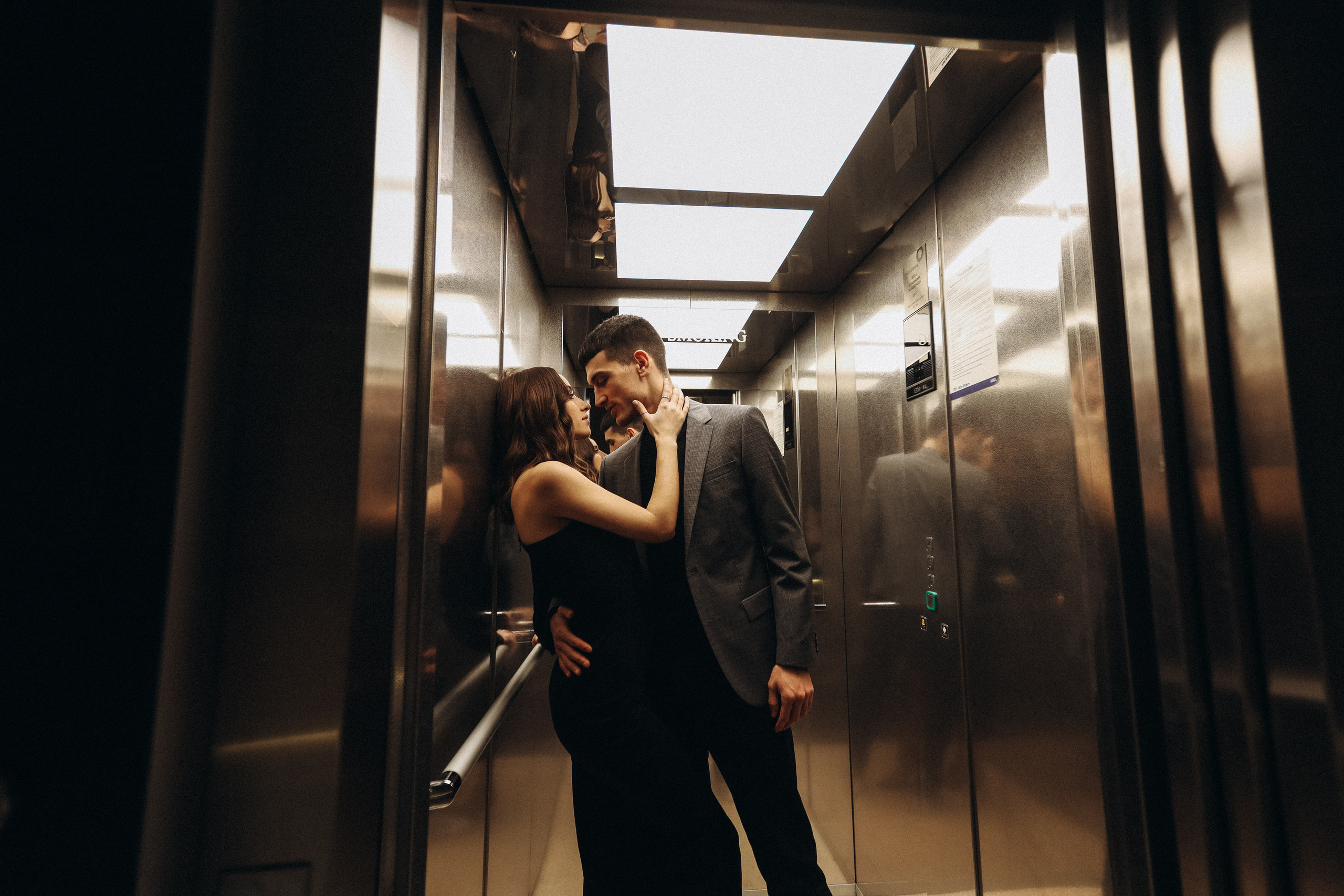 Love in the hotel. Wedding Photographer Toronto