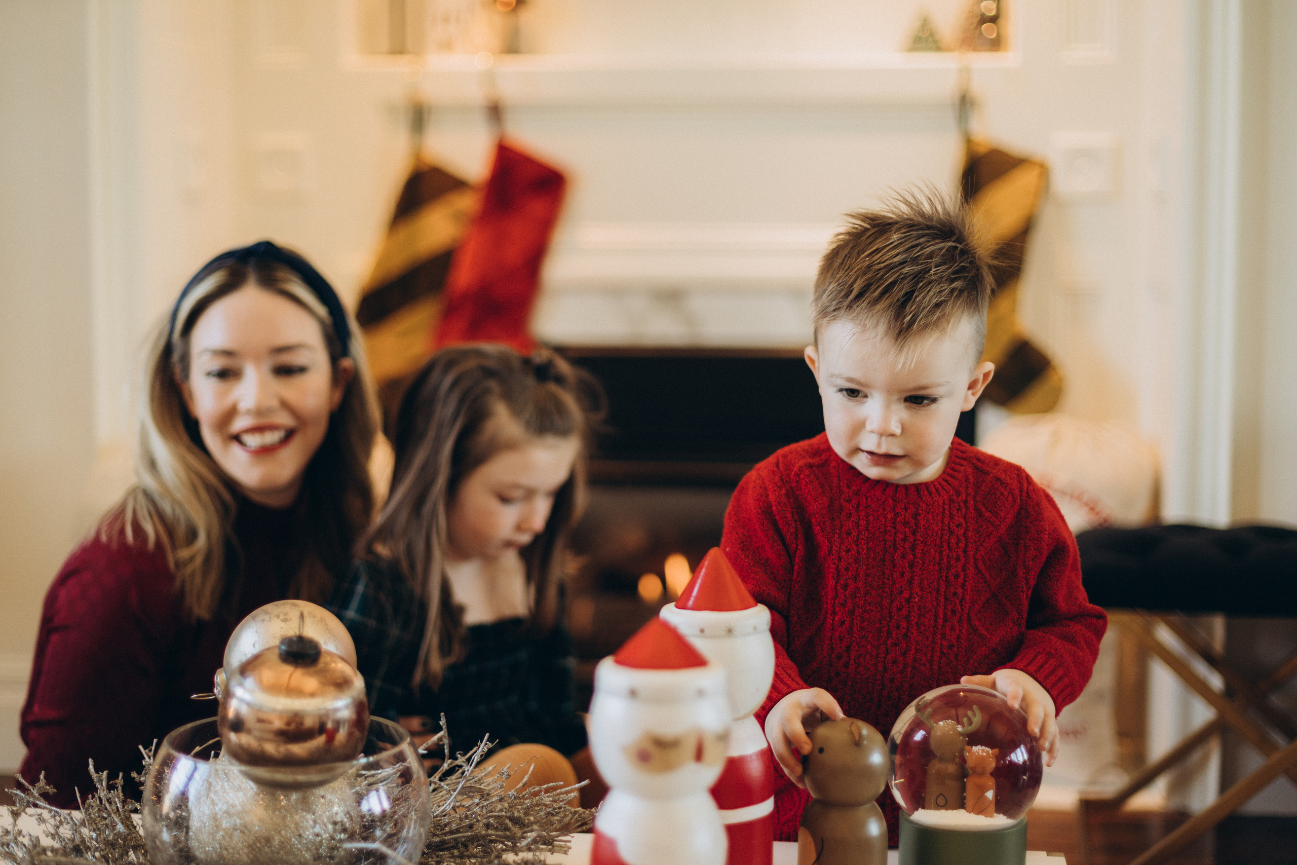 Christmas family time. Wedding Photographer Toronto