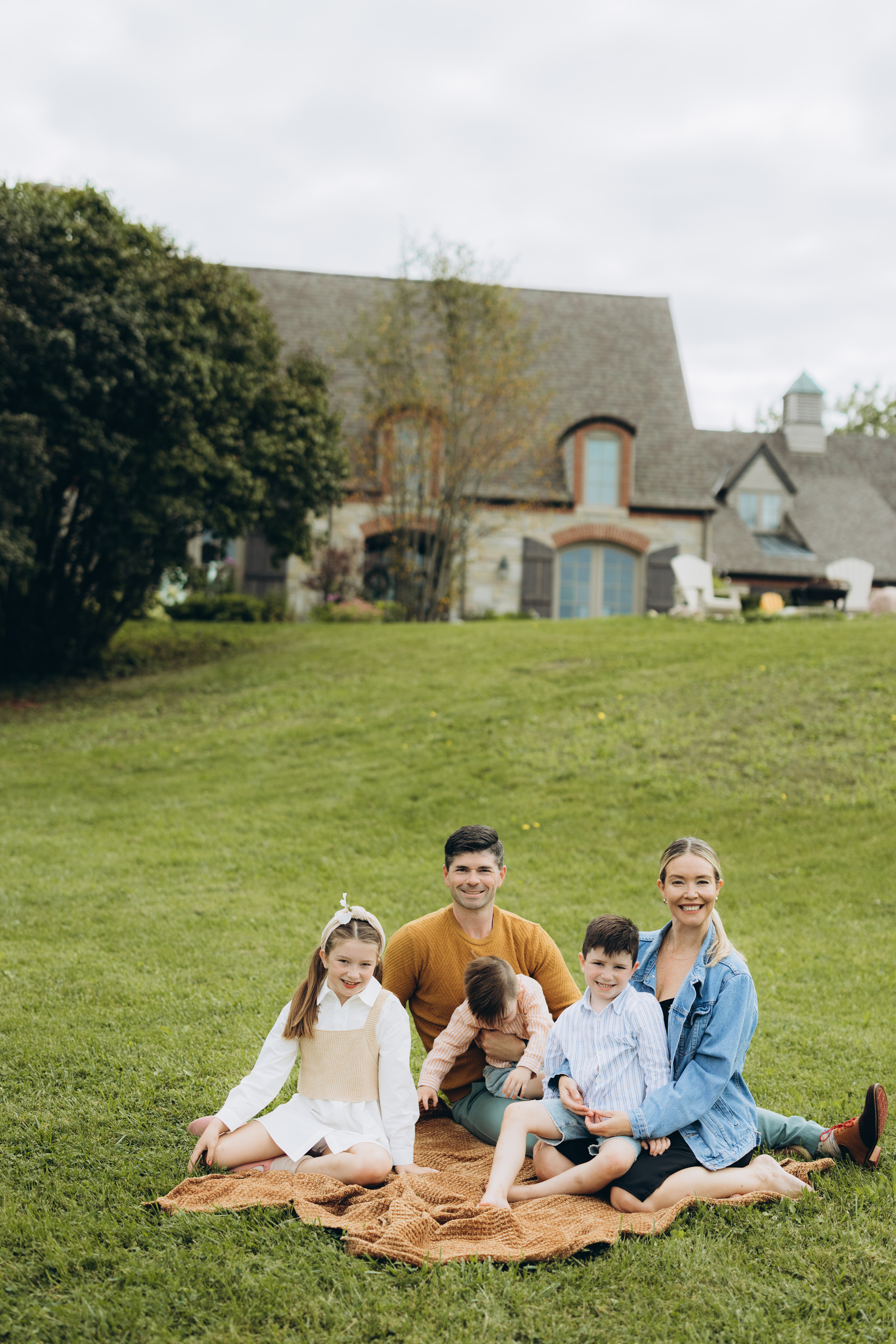 Fall family session. Wedding Photographer Toronto