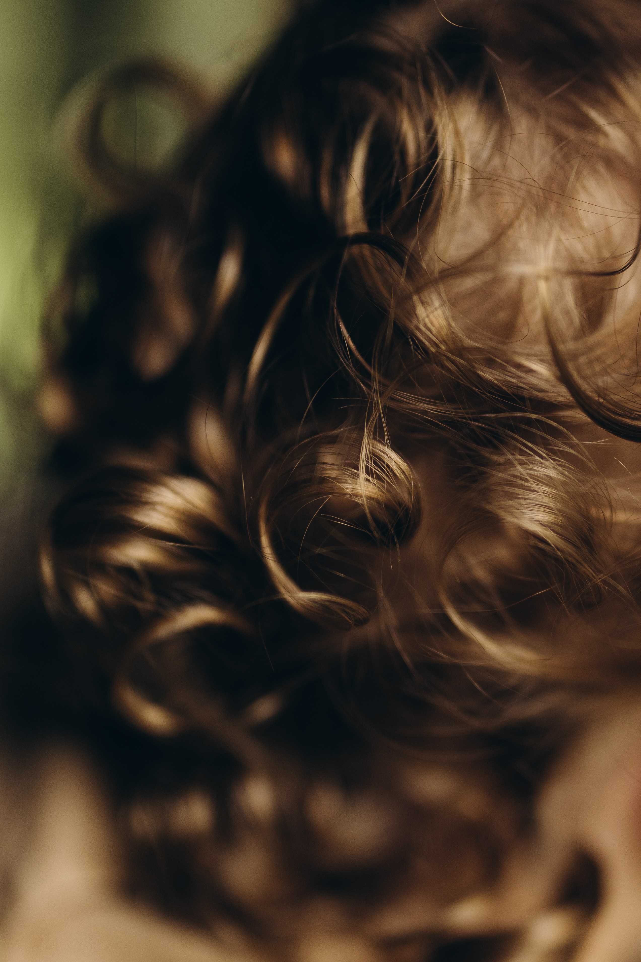 Under the rain. Wedding Photographer Toronto