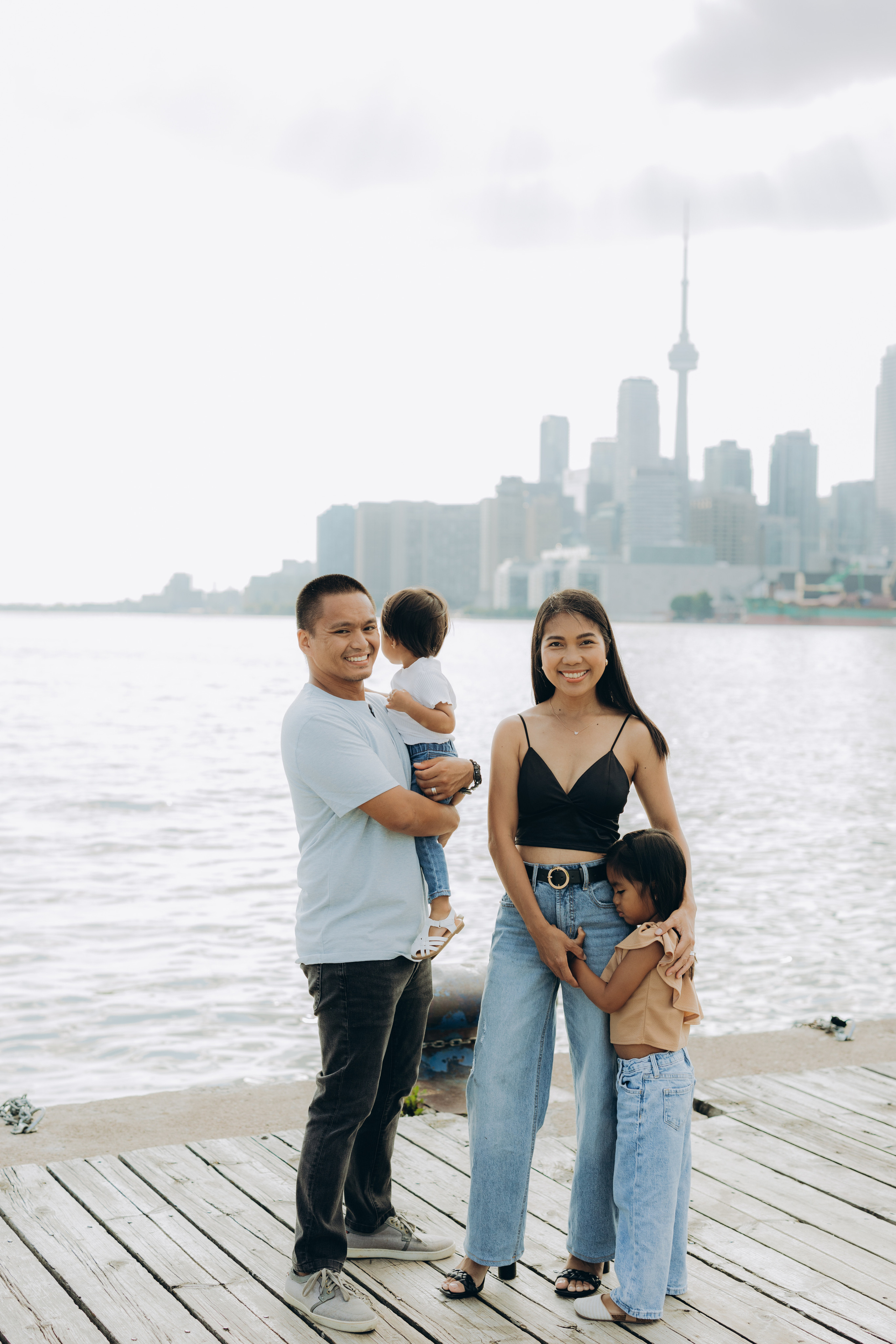 Family session in Toronto. Wedding Photographer Toronto