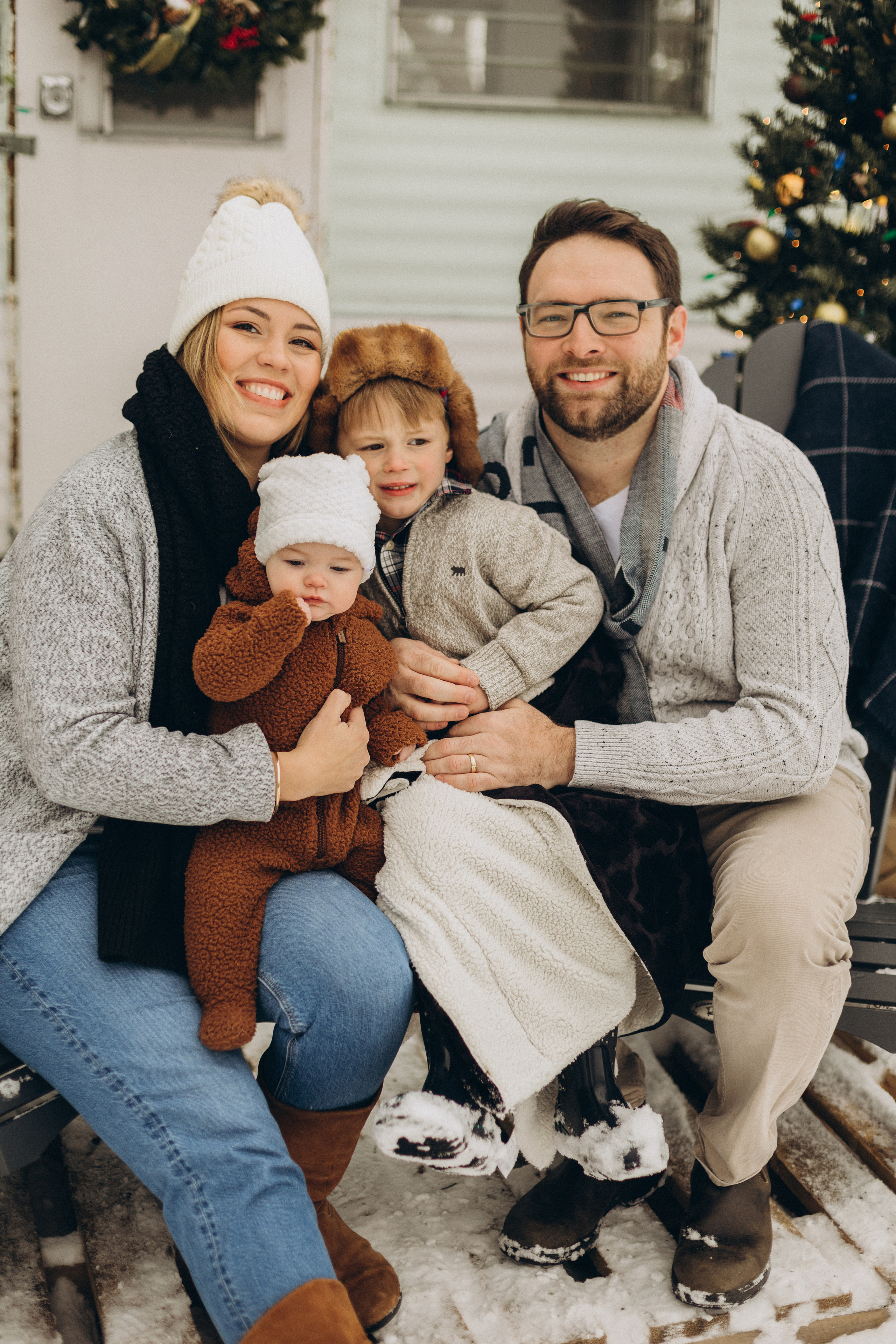 Family time. Wedding Photographer Toronto