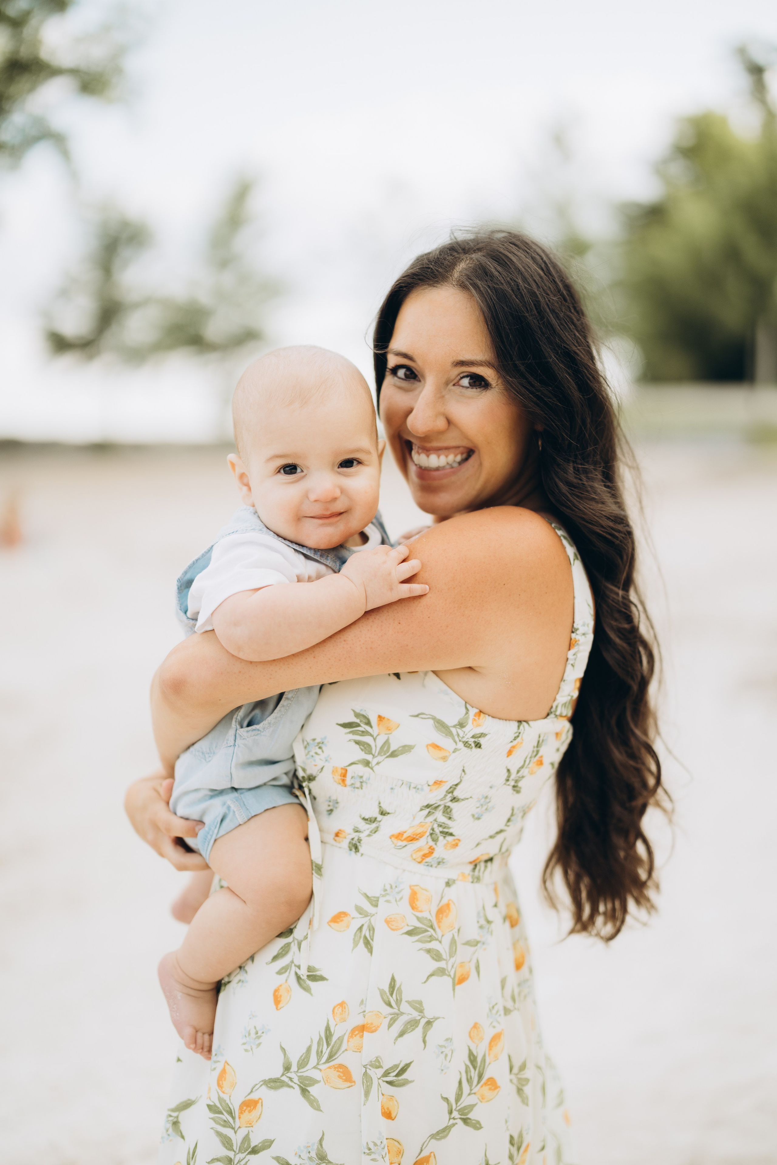 Beach photo session. Wedding Photographer Toronto