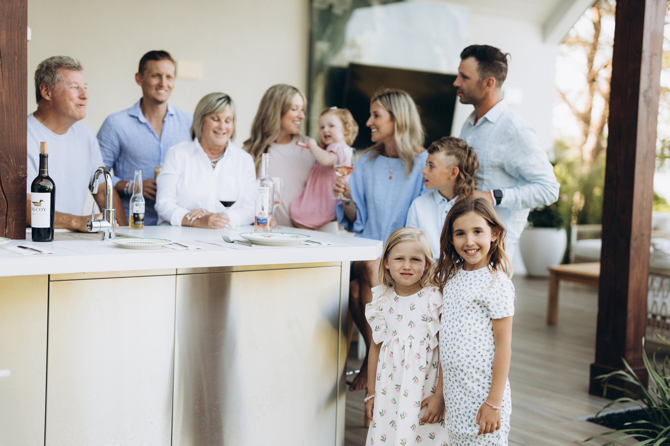 Family time. Wedding Photographer Toronto