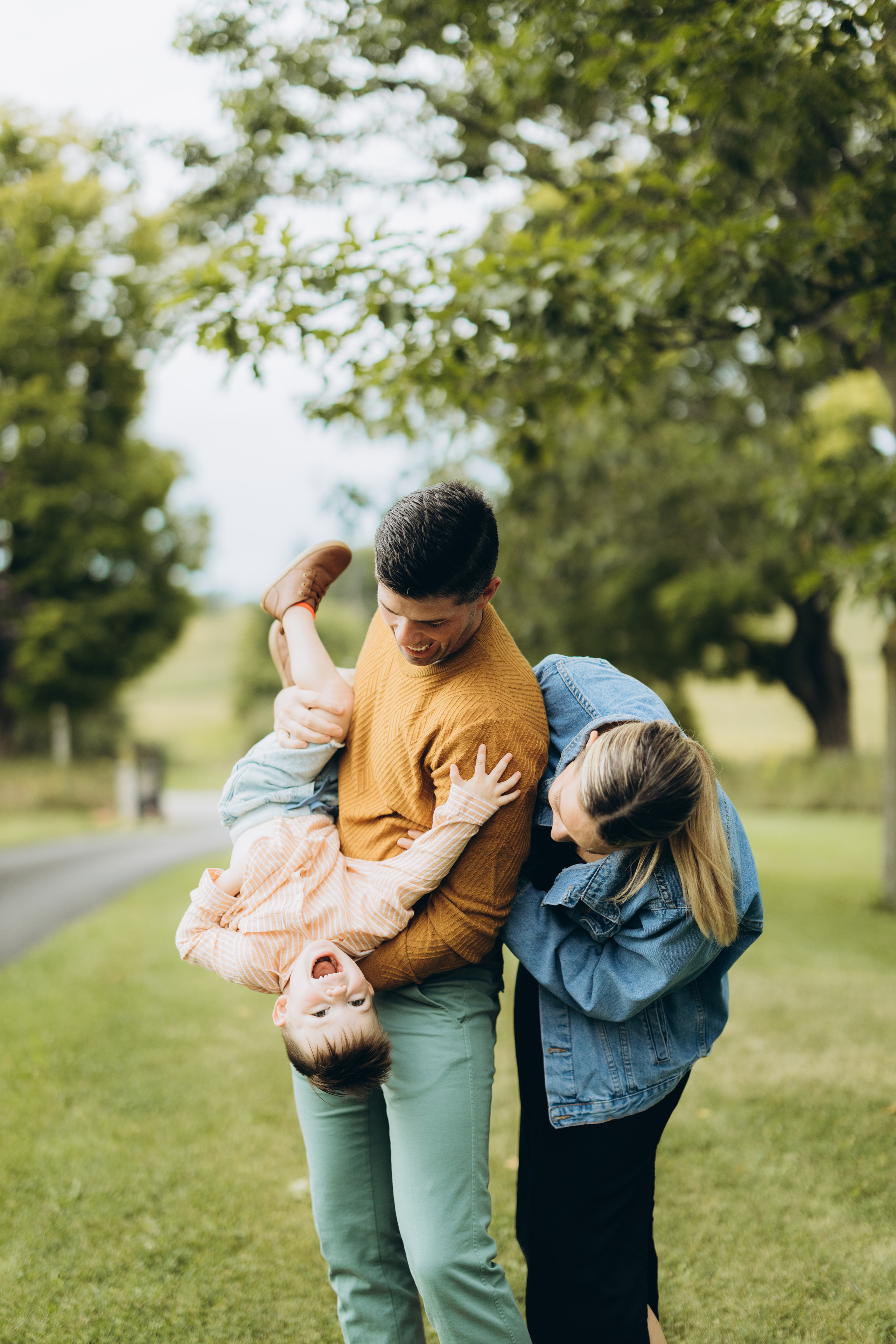 Fall family session. Wedding Photographer Toronto