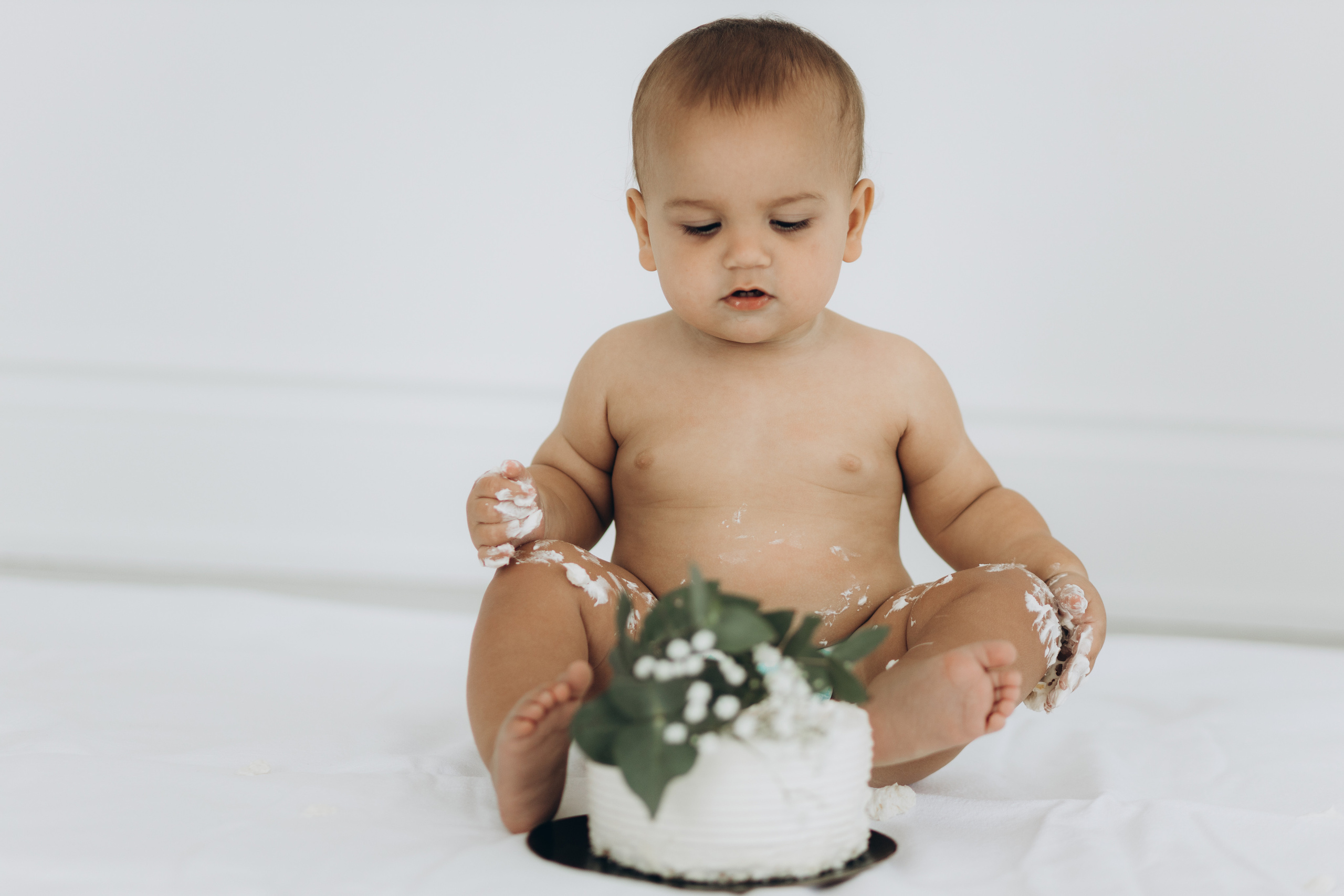 Cake smash. Wedding Photographer Toronto