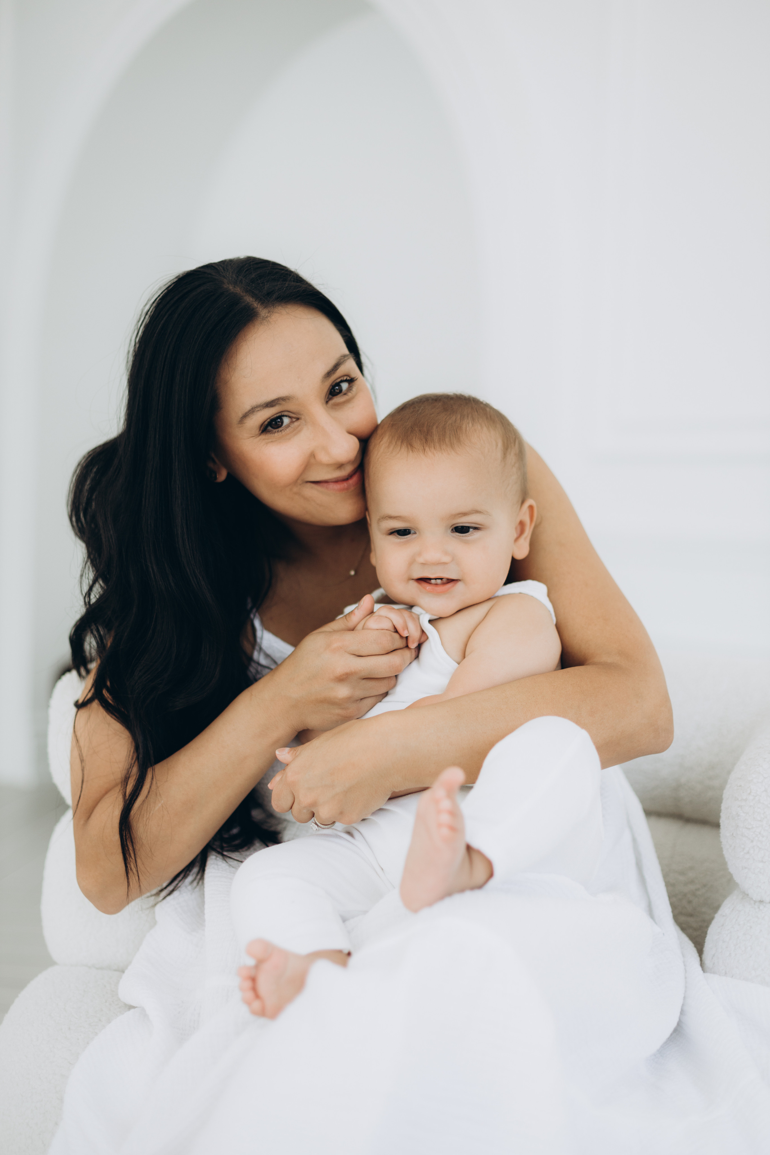 Cake smash. Wedding Photographer Toronto