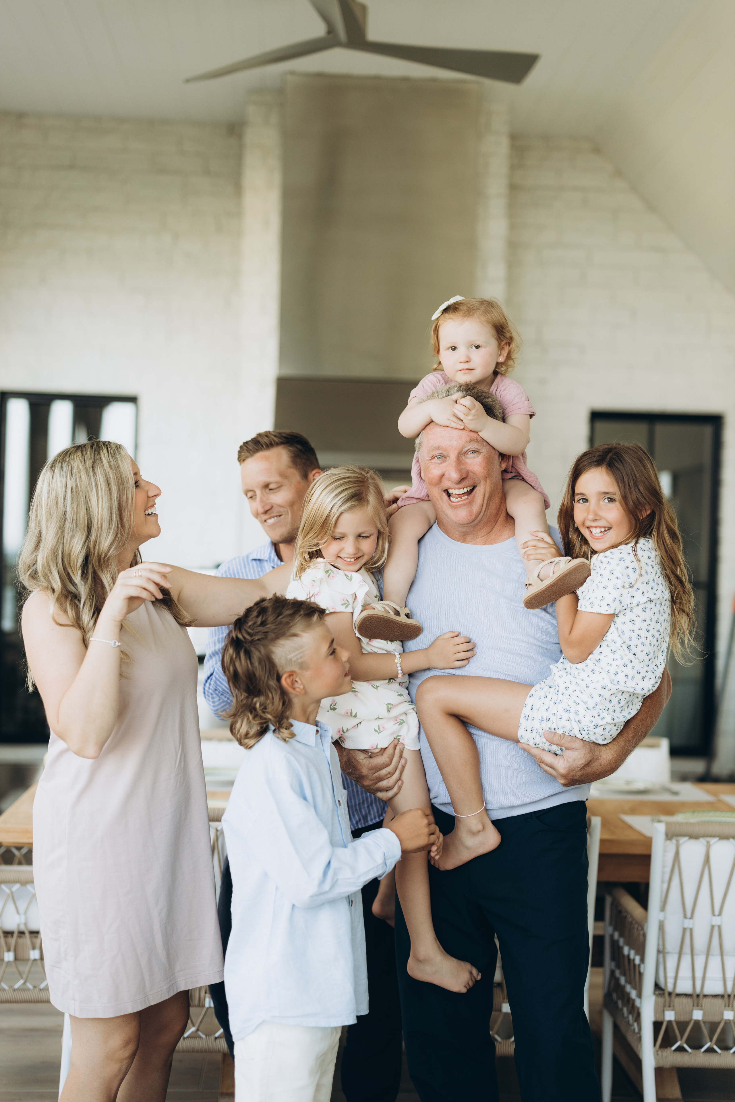 Family time. Wedding Photographer Toronto