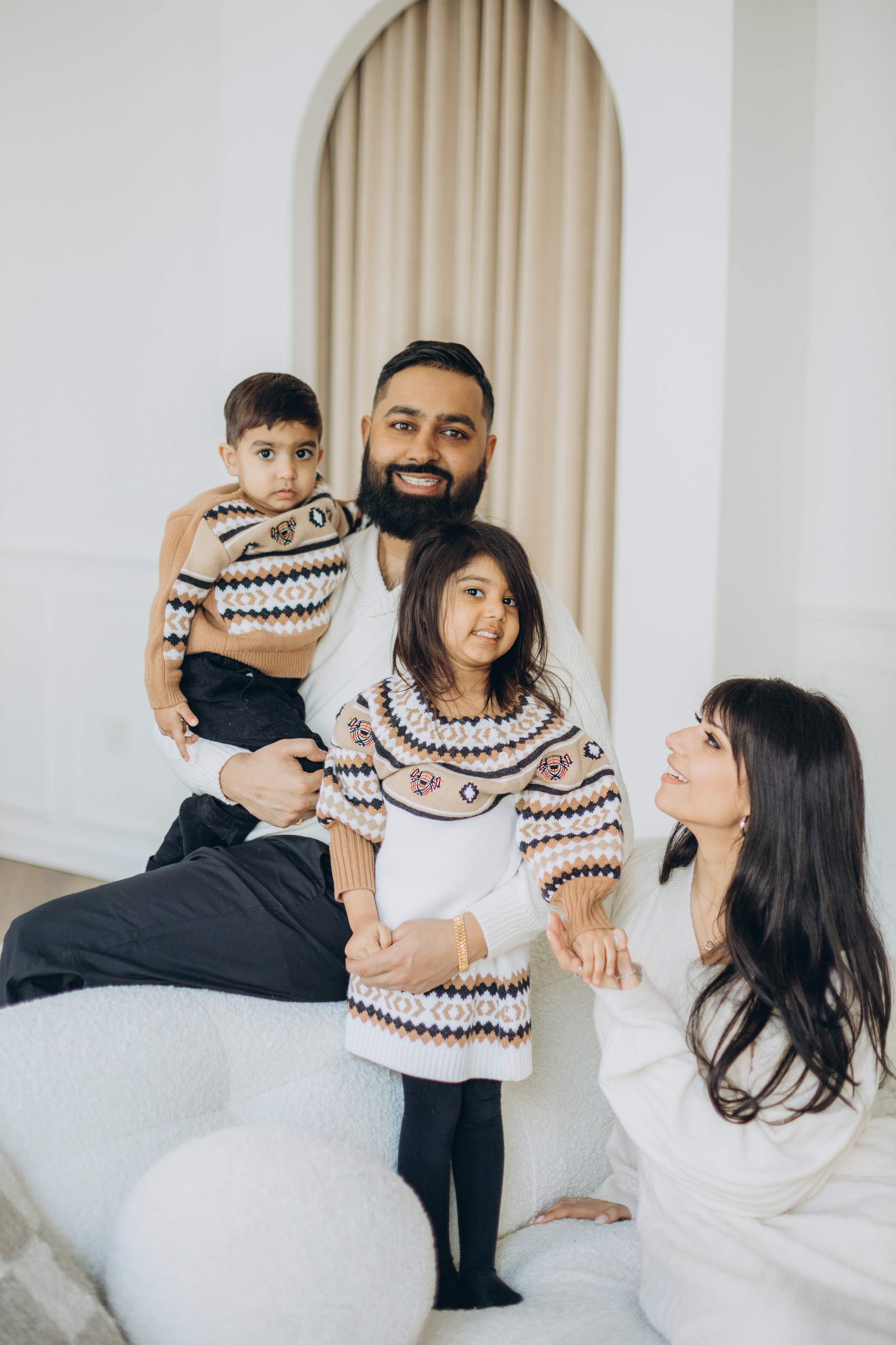 Family session. Wedding Photographer Toronto