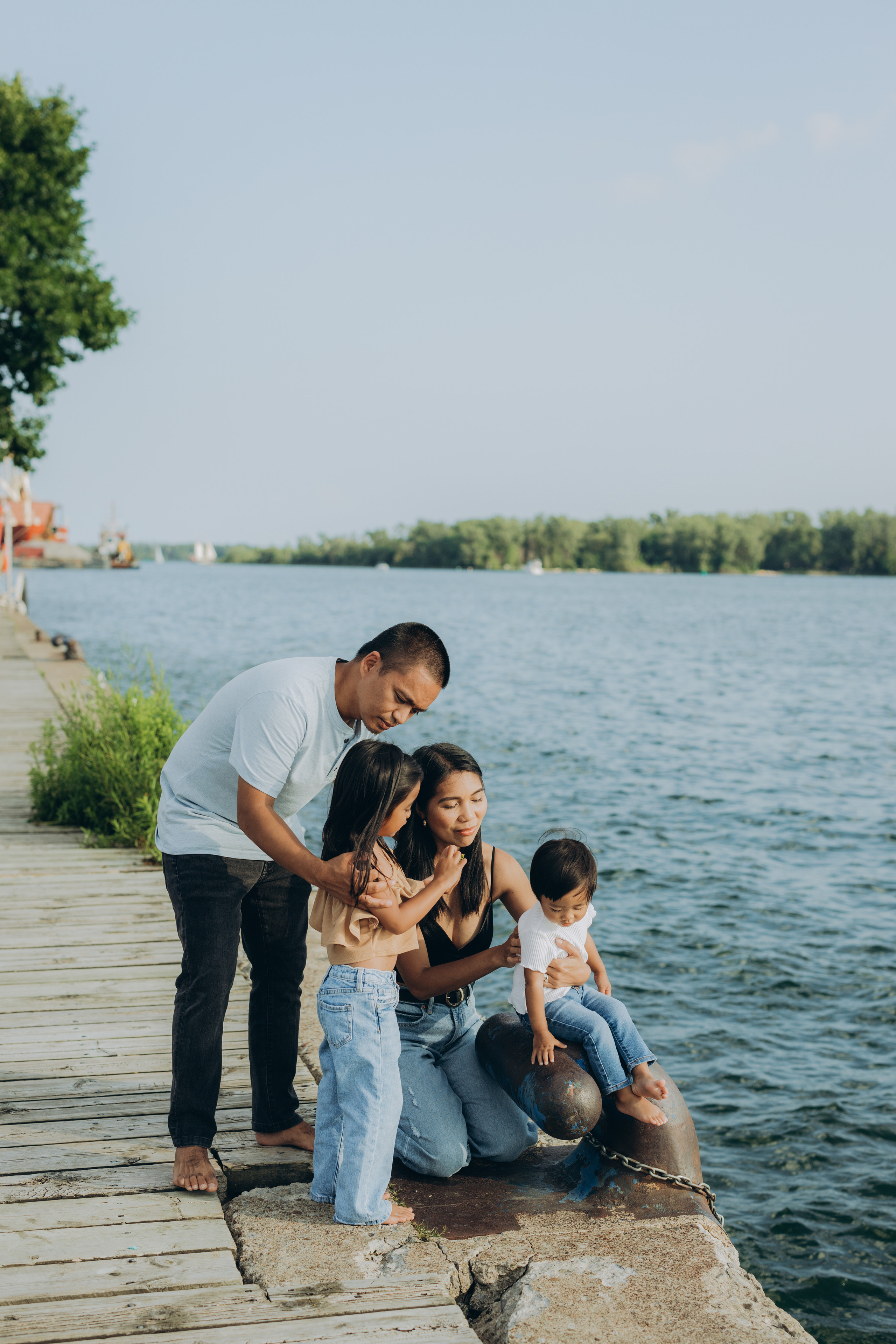 Family session in Toronto. Wedding Photographer Toronto