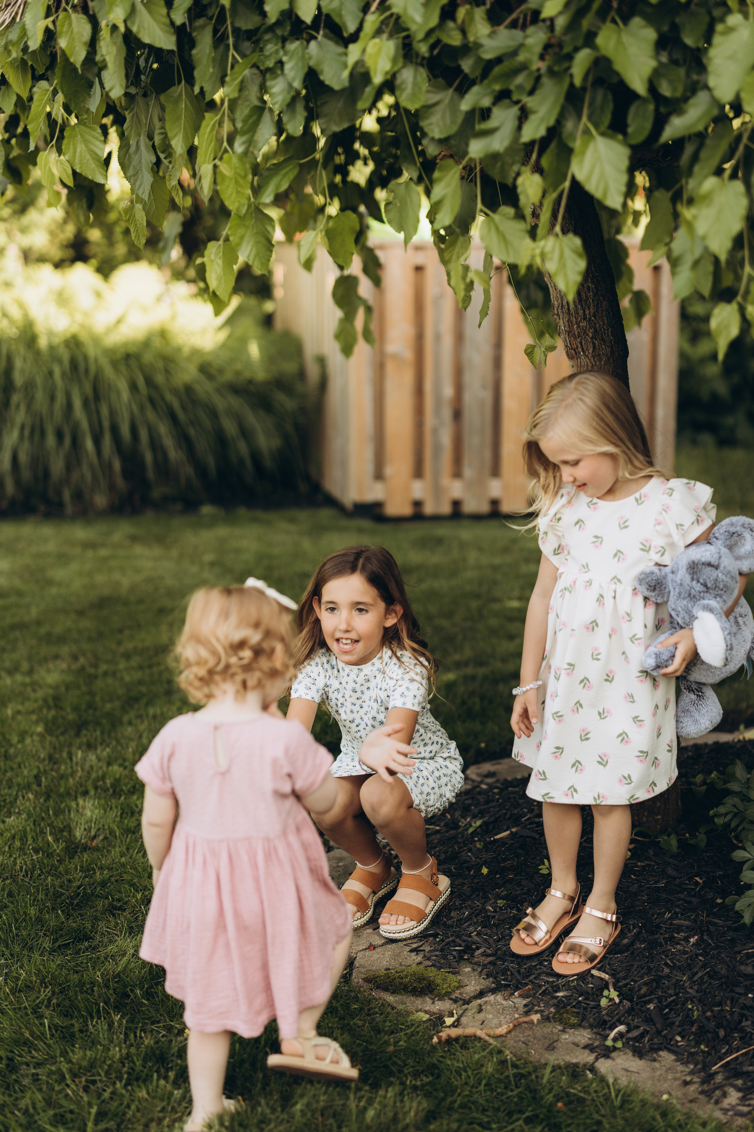 Family time. Wedding Photographer Toronto