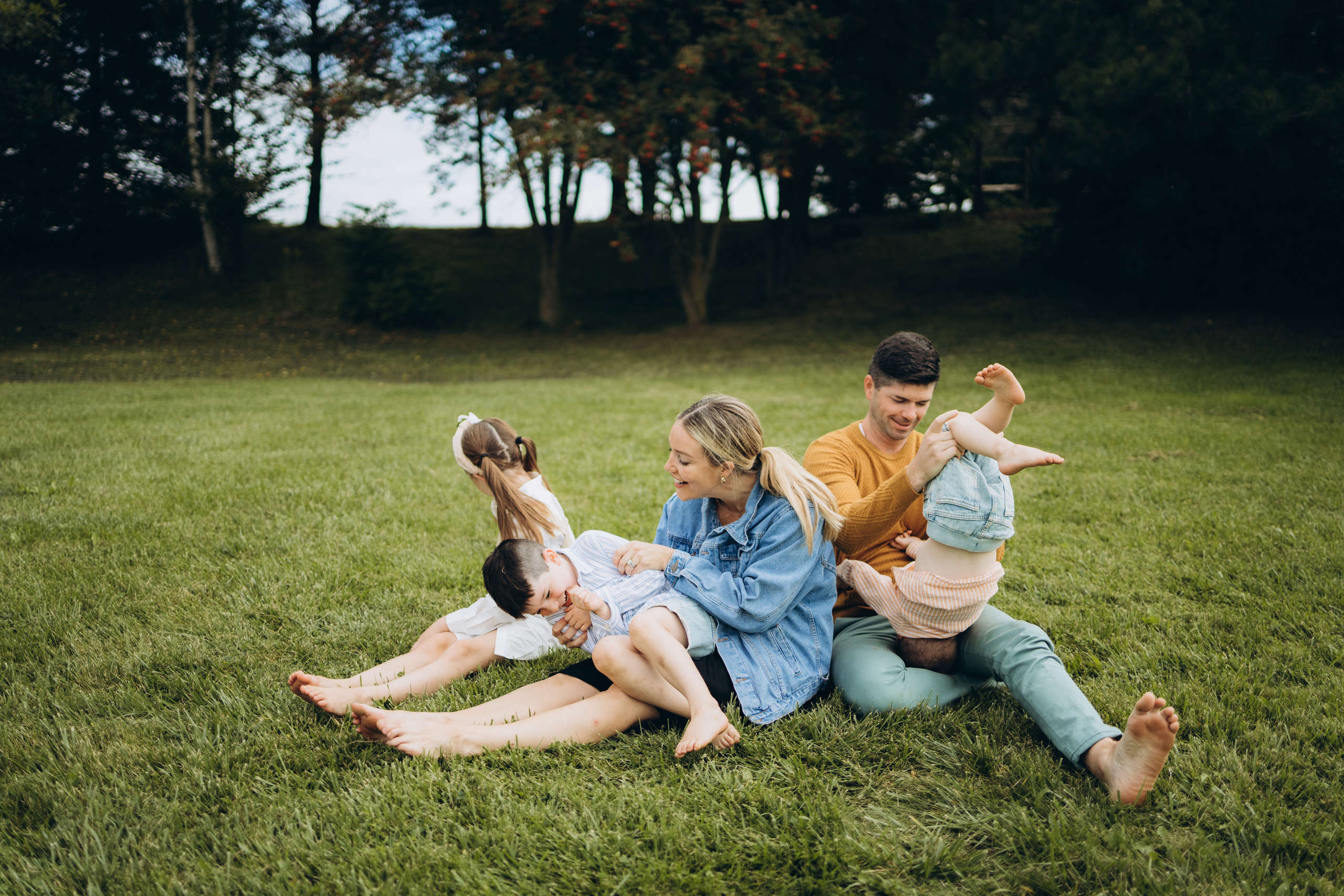 Fall family session. Wedding Photographer Toronto