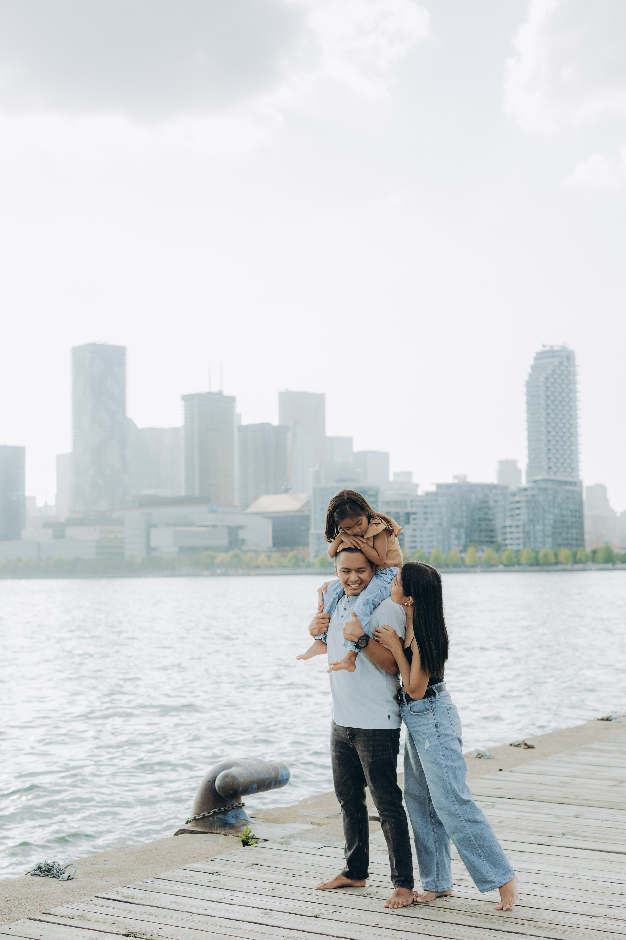 Family session in Toronto. Wedding Photographer Toronto
