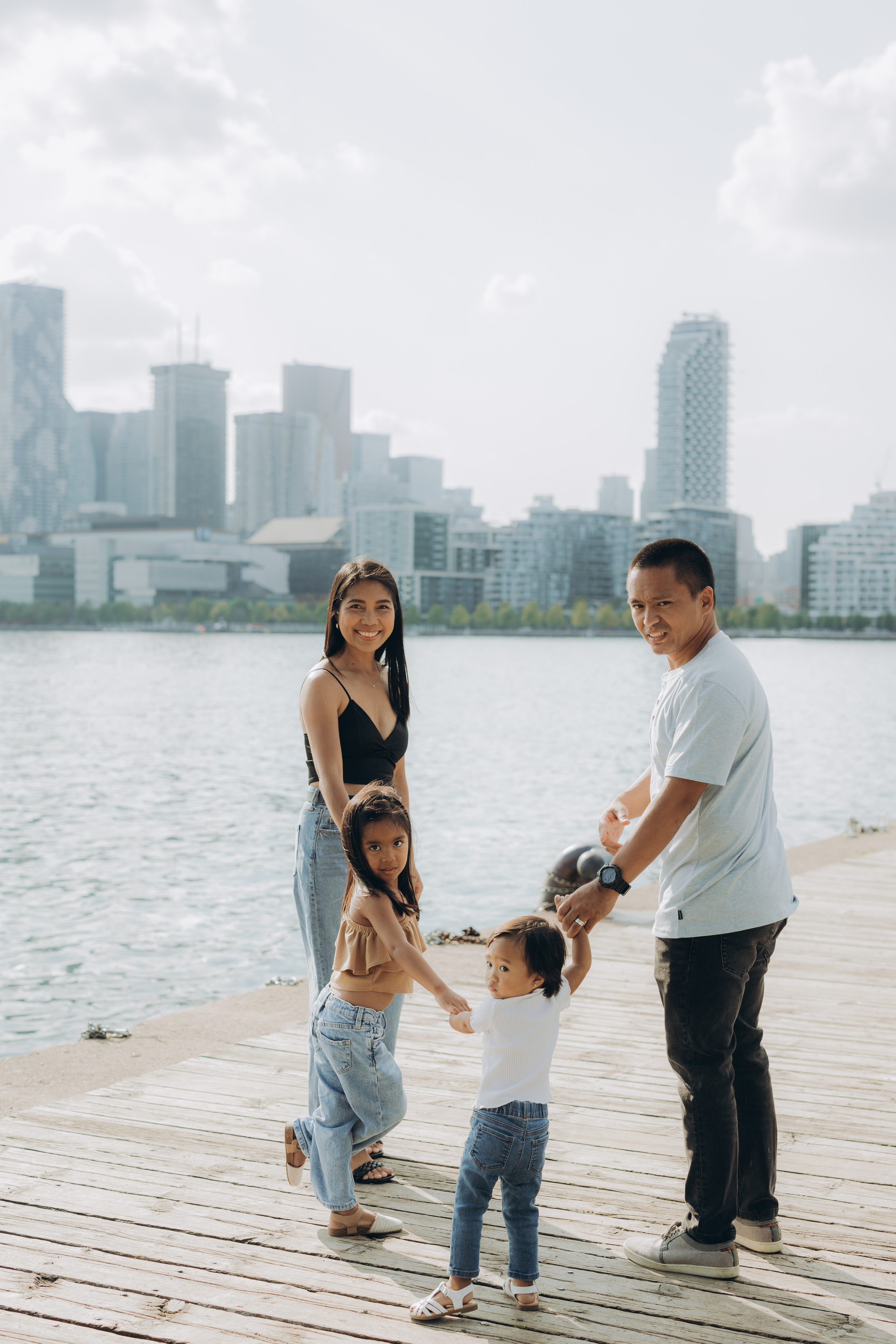 Family session in Toronto. Wedding Photographer Toronto