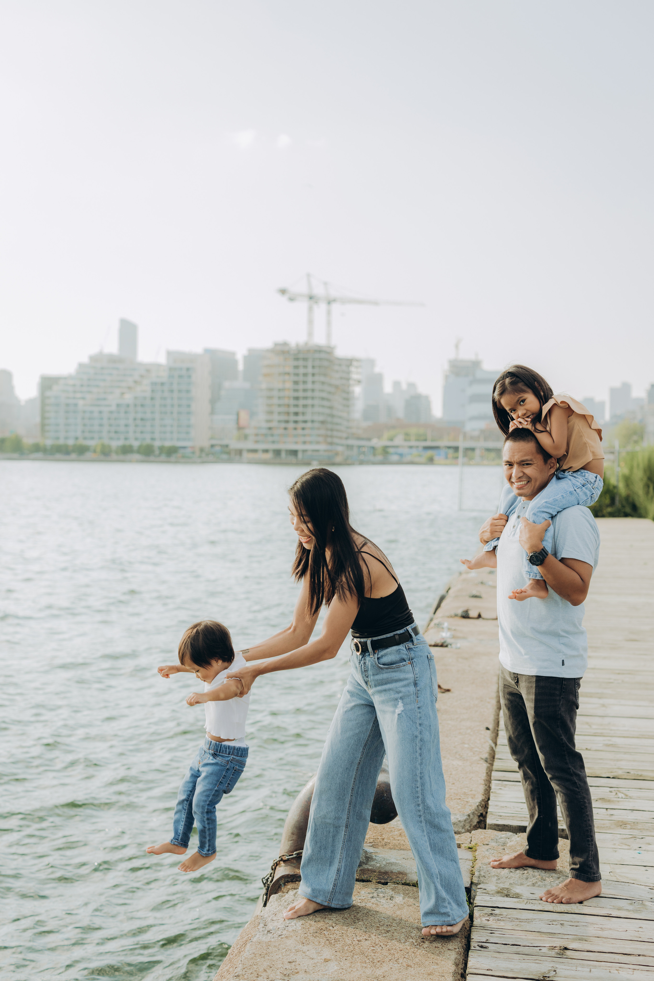Family session in Toronto. Wedding Photographer Toronto