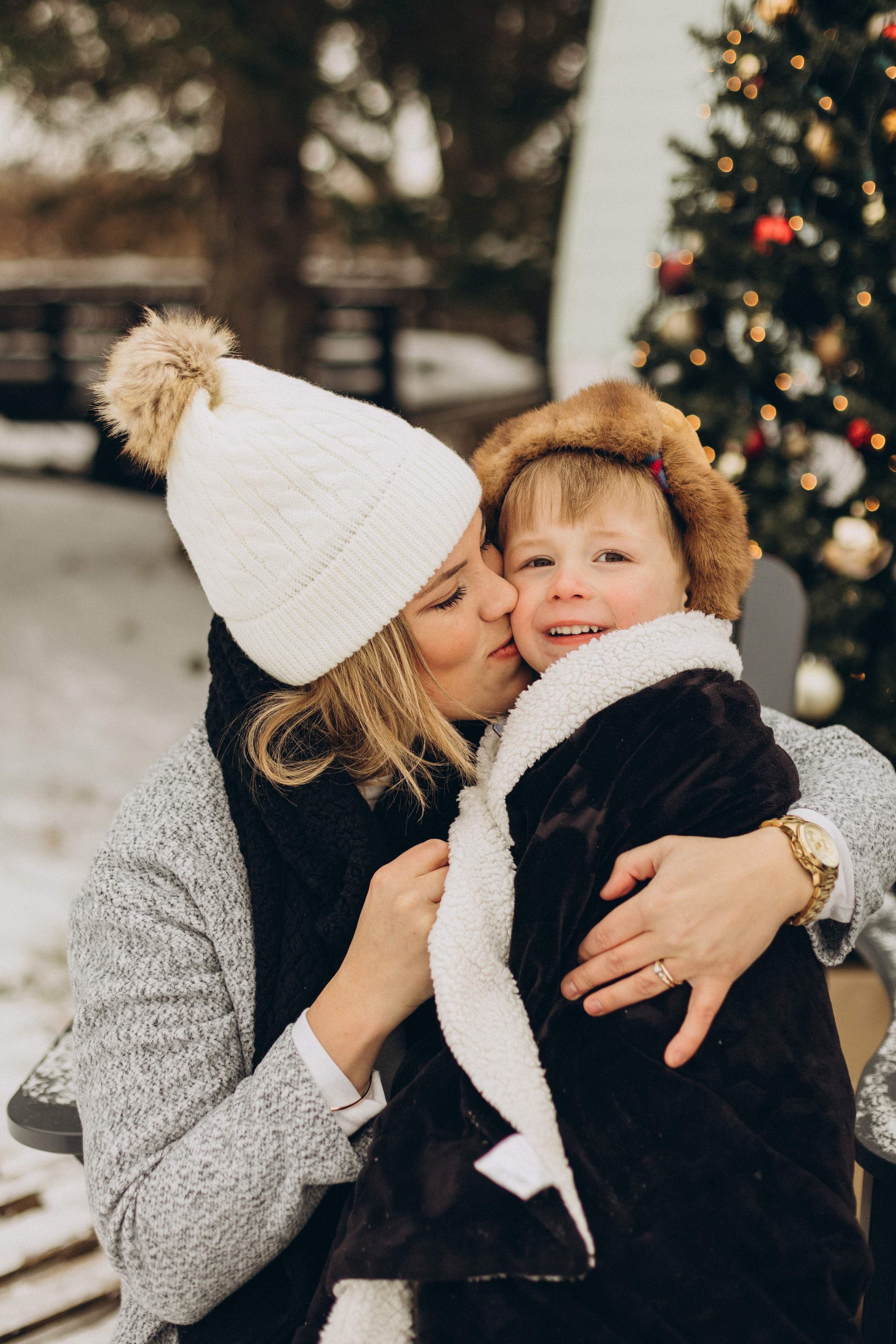 Family time. Wedding Photographer Toronto