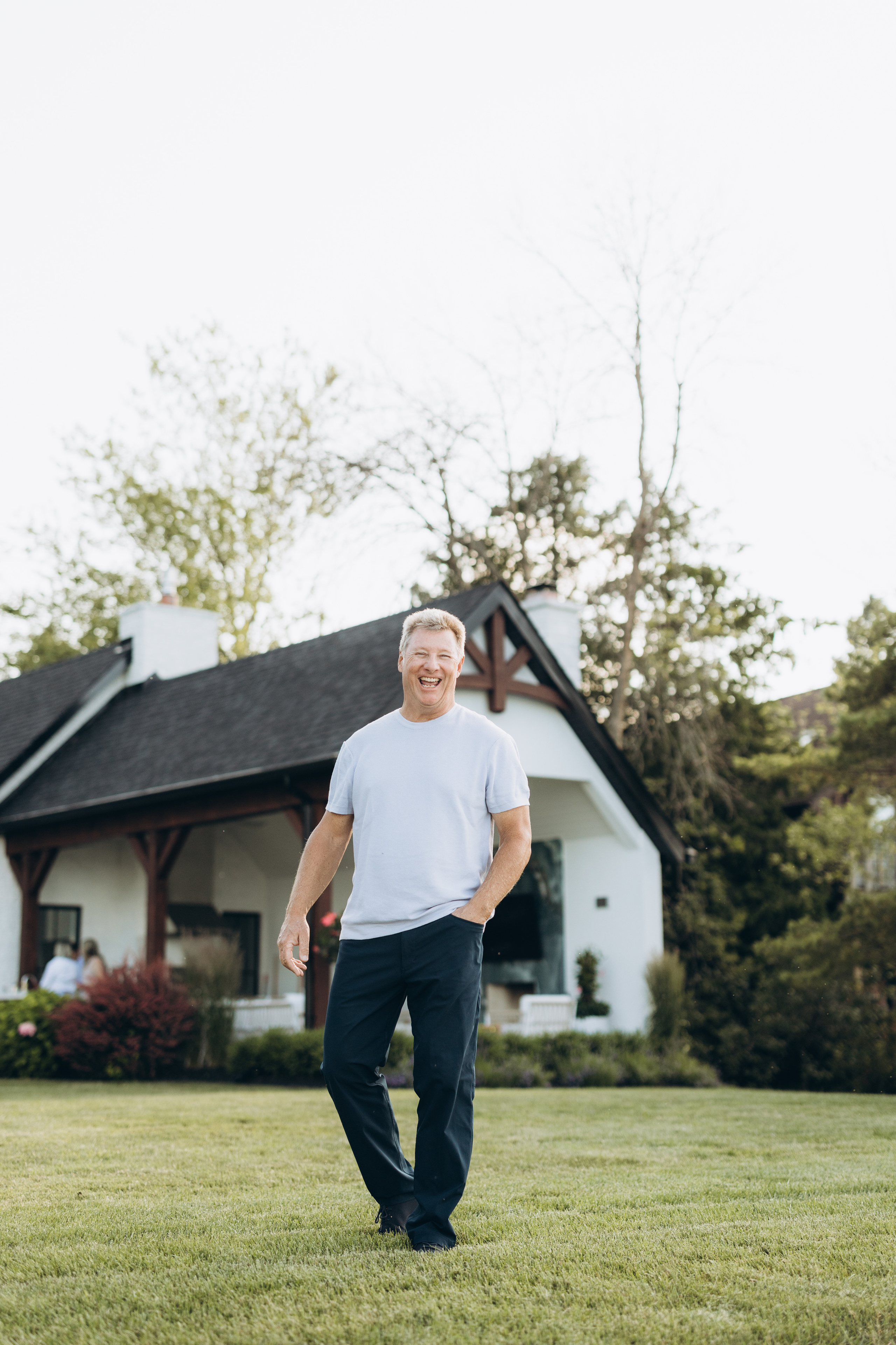 Family time. Wedding Photographer Toronto