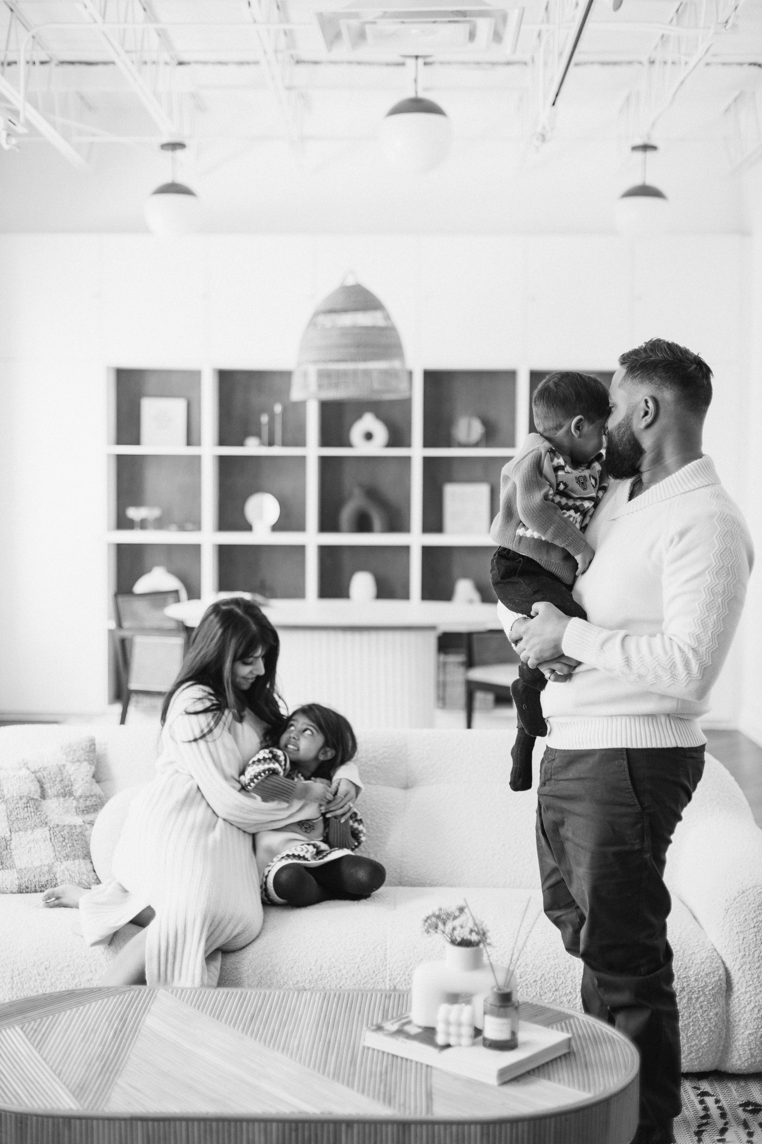 Family session. Wedding Photographer Toronto
