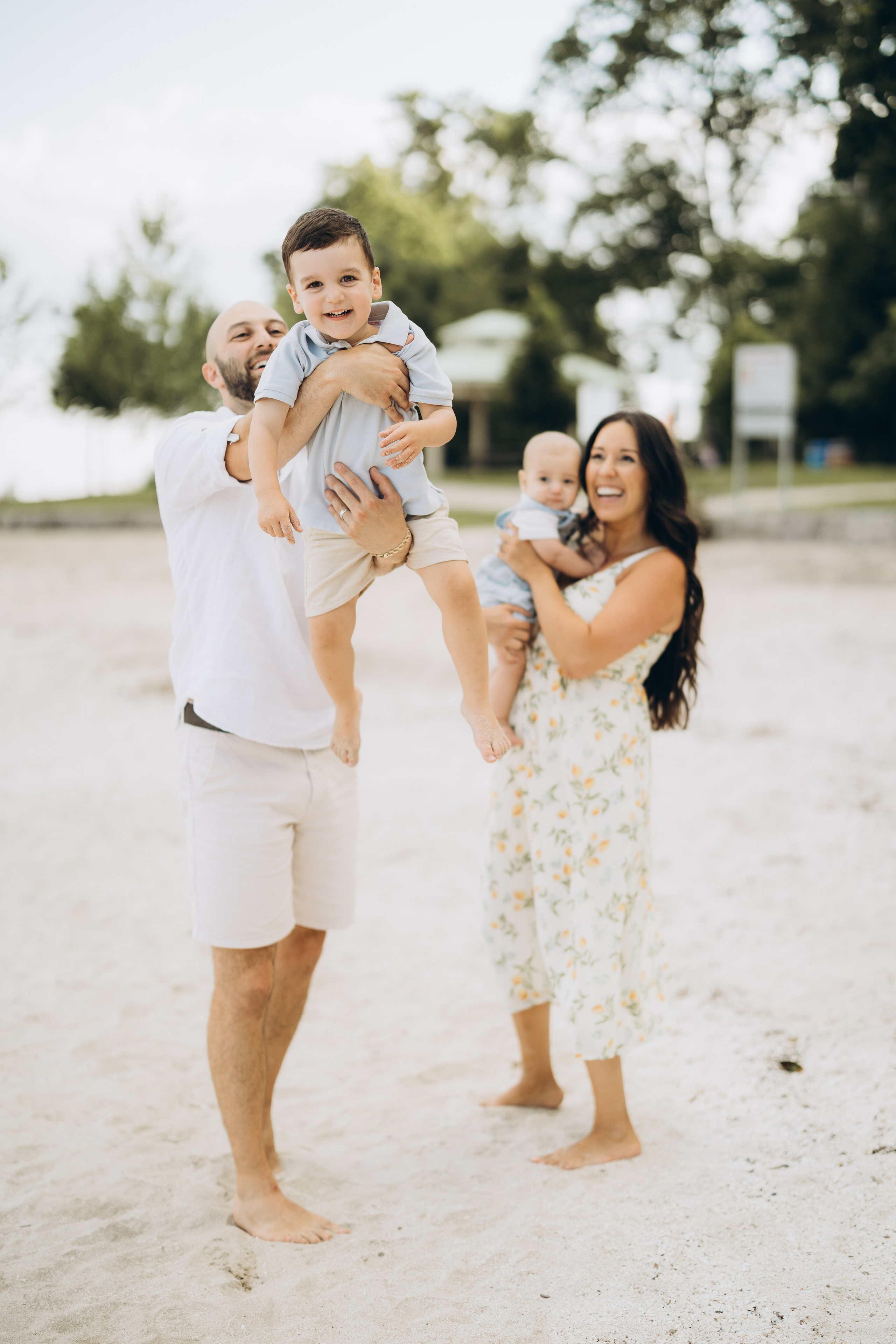 Beach photo session. Wedding Photographer Toronto