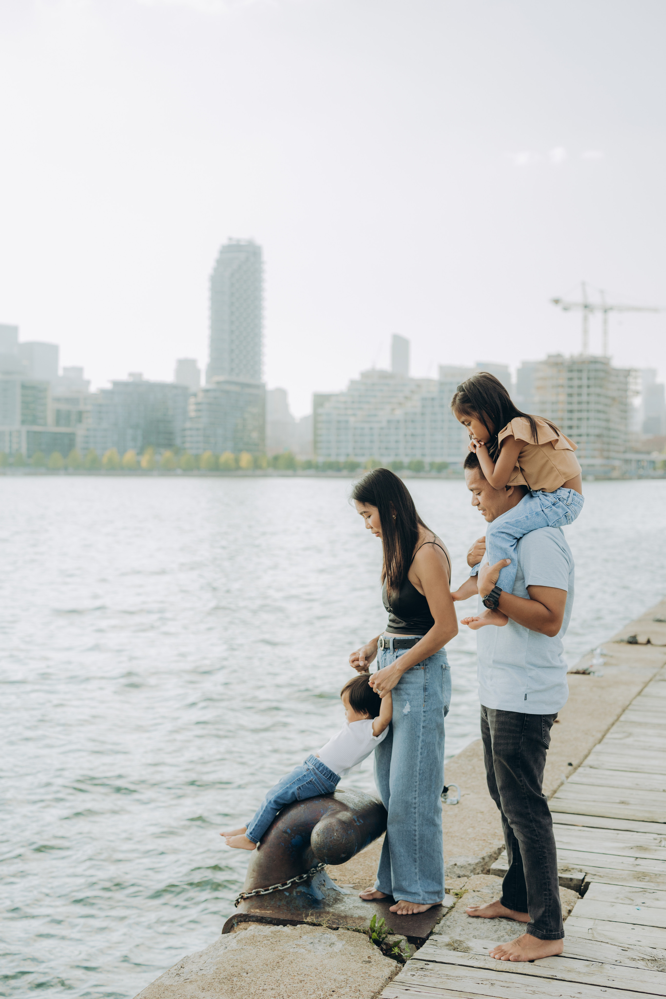 Family session in Toronto. Wedding Photographer Toronto