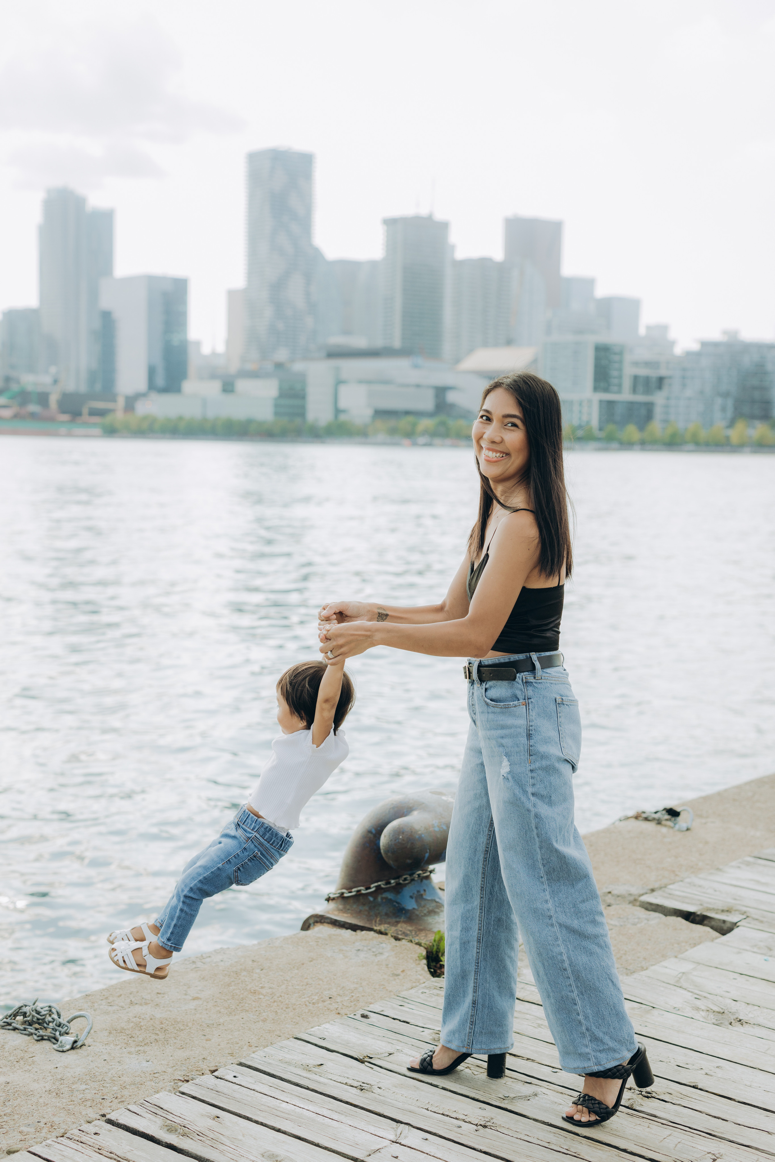 Family session in Toronto. Wedding Photographer Toronto