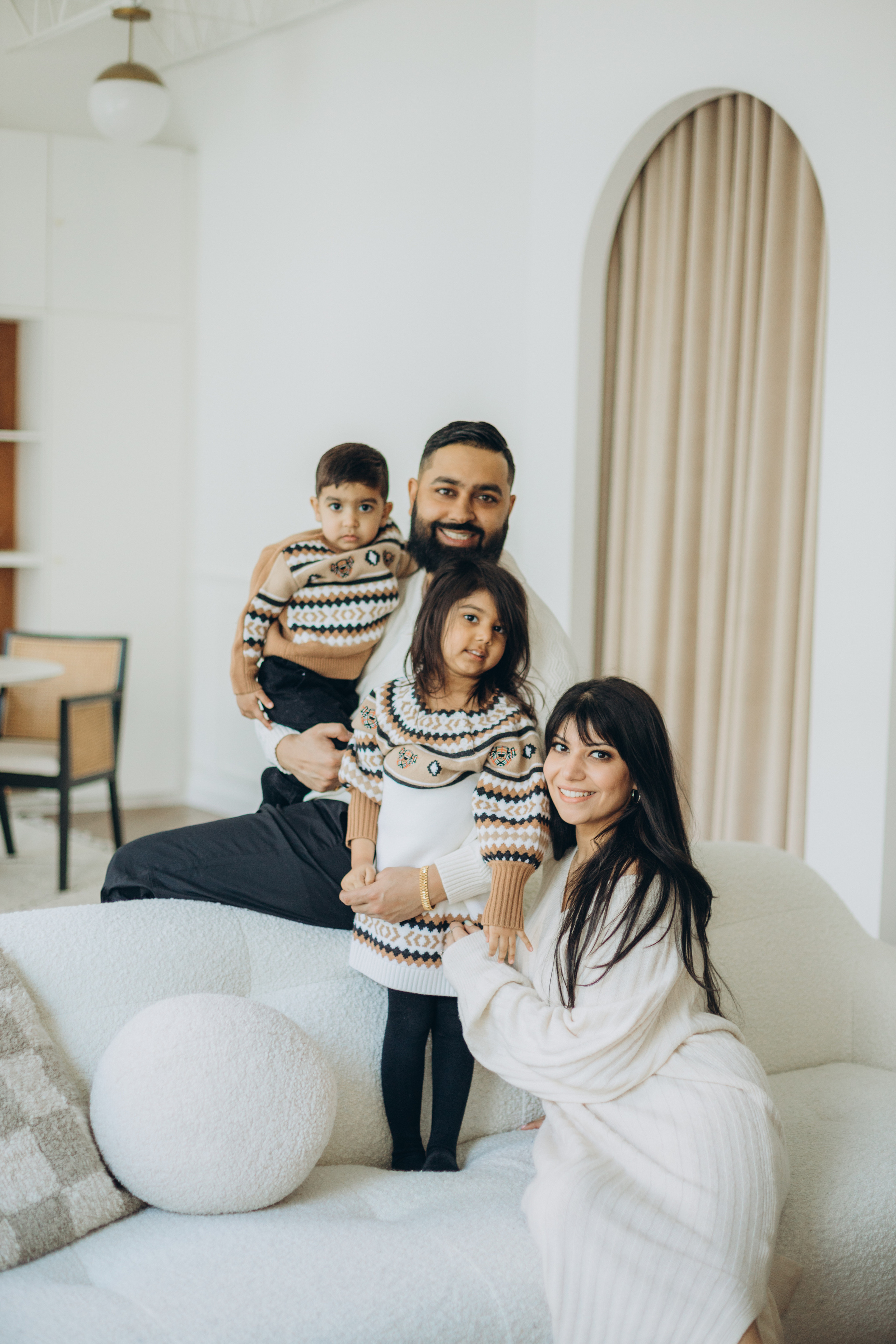 Family session. Wedding Photographer Toronto