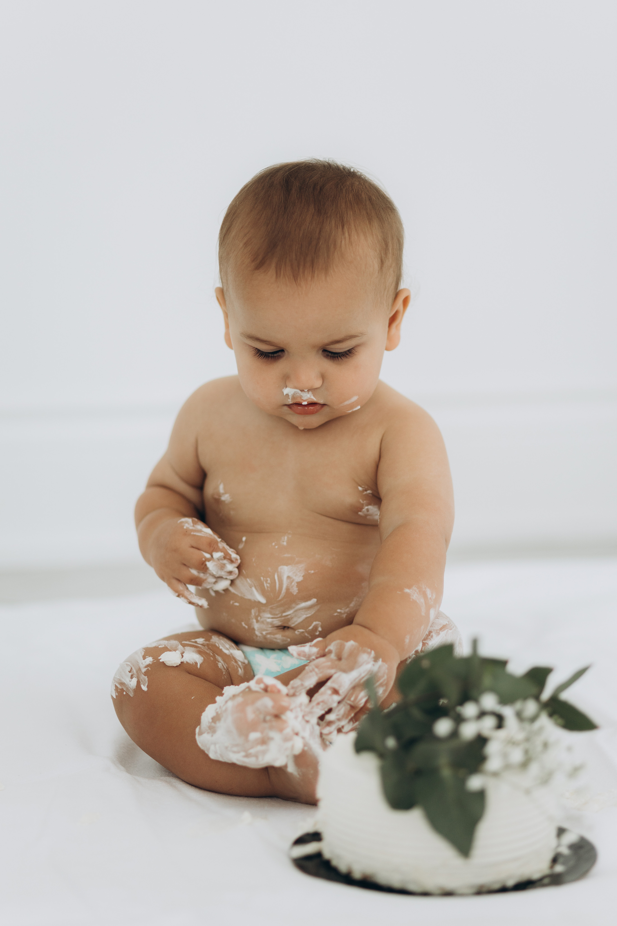 Cake smash. Wedding Photographer Toronto