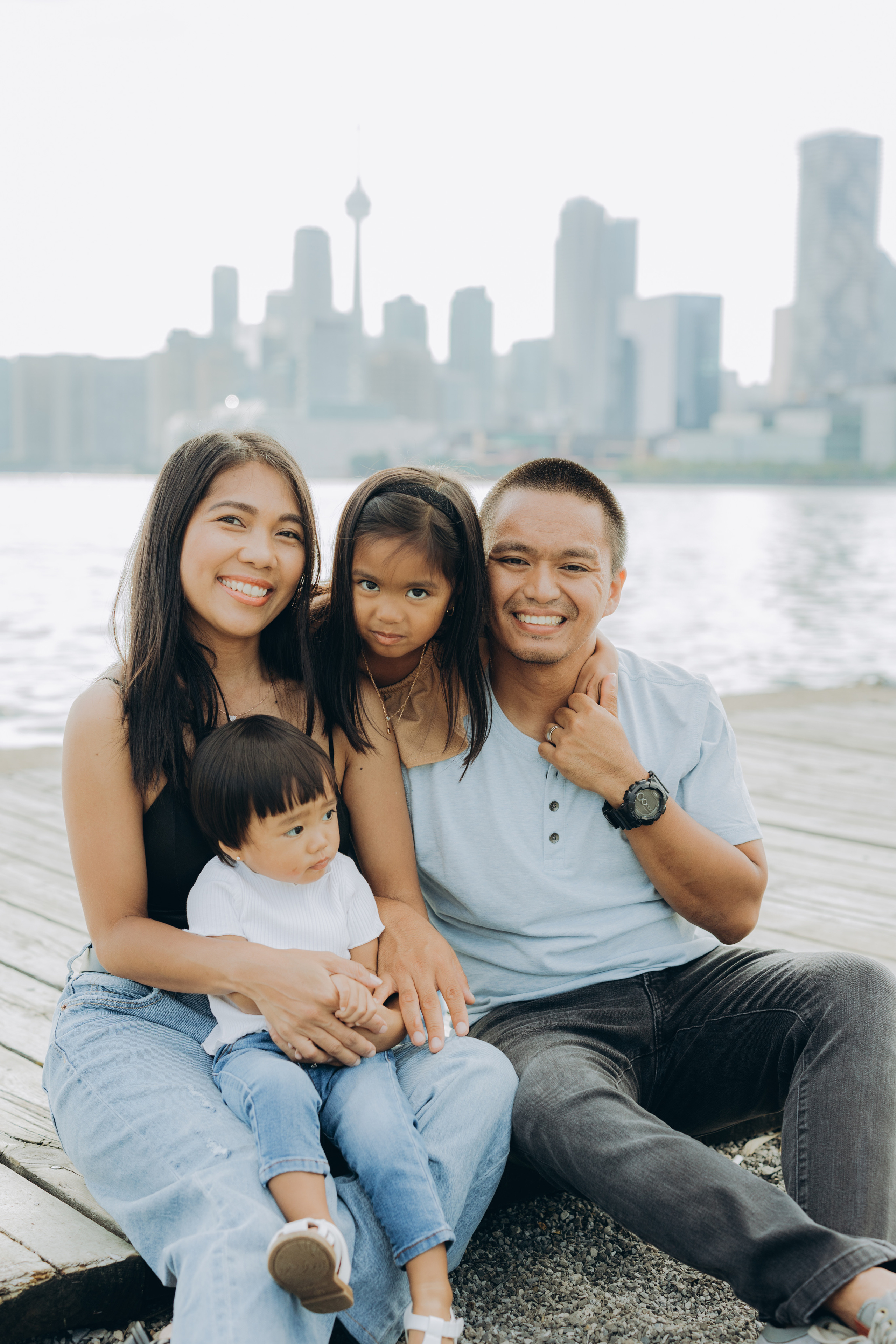 Family session in Toronto. Wedding Photographer Toronto