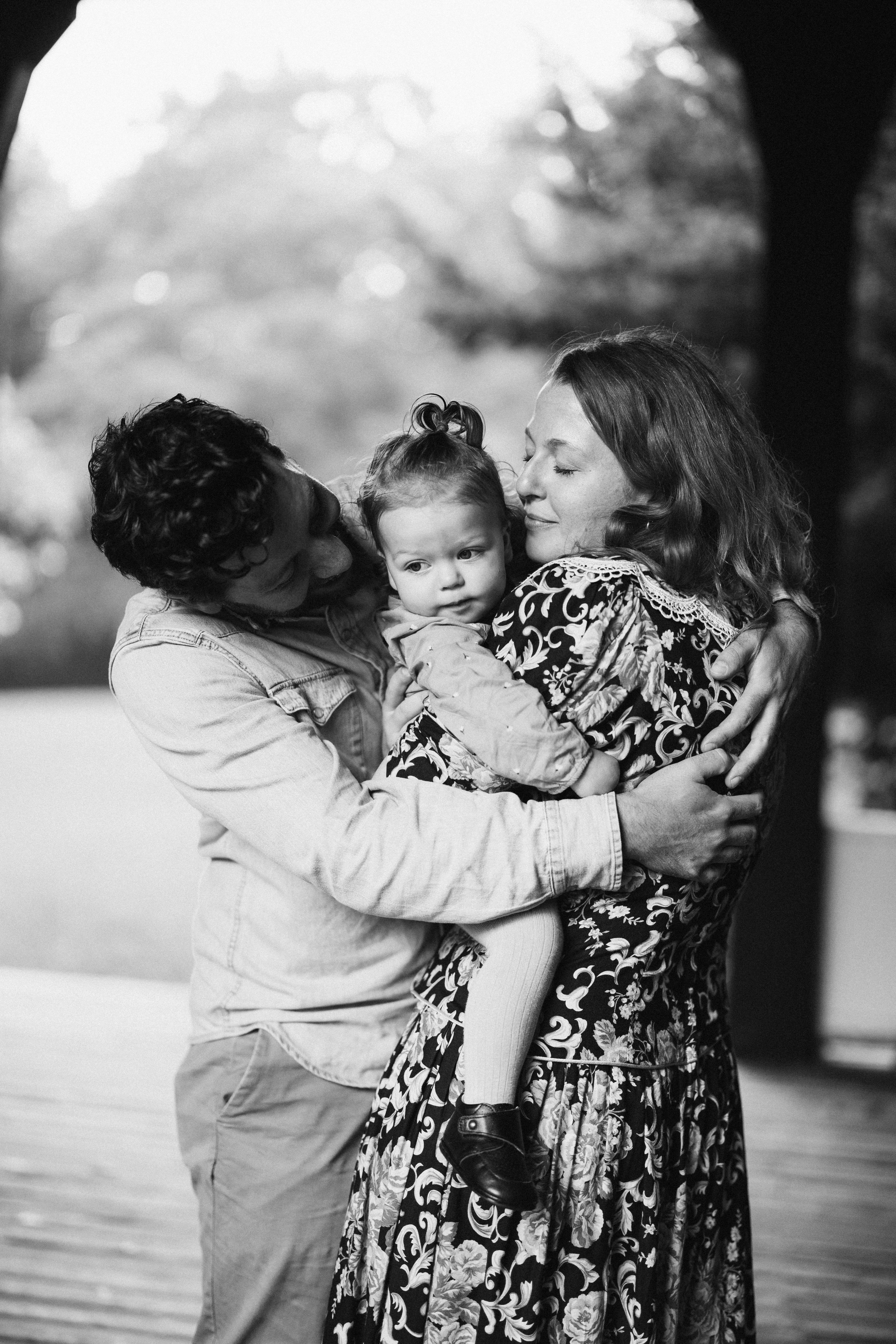 Under the rain. Wedding Photographer Toronto