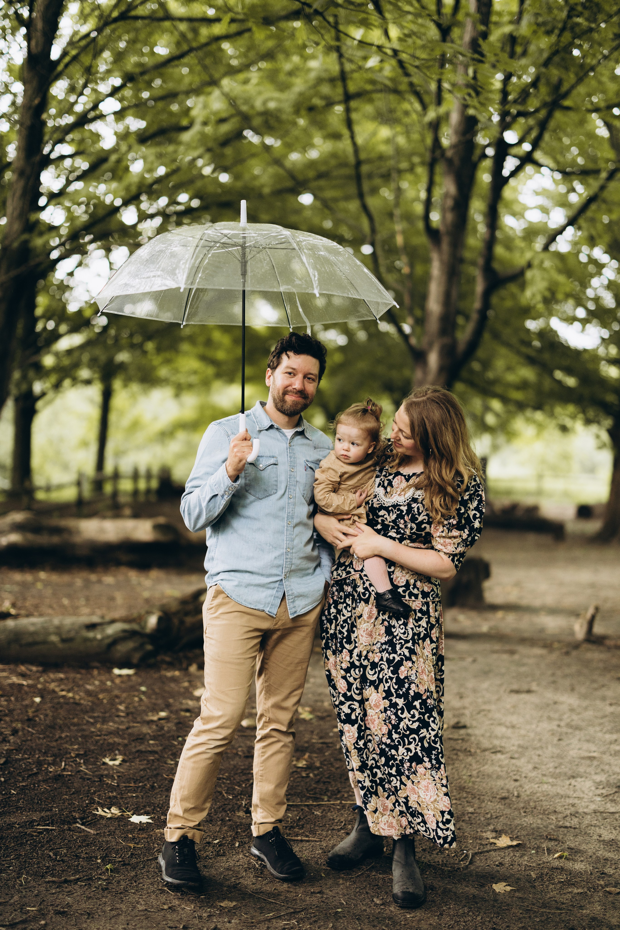 Under the rain. Wedding Photographer Toronto
