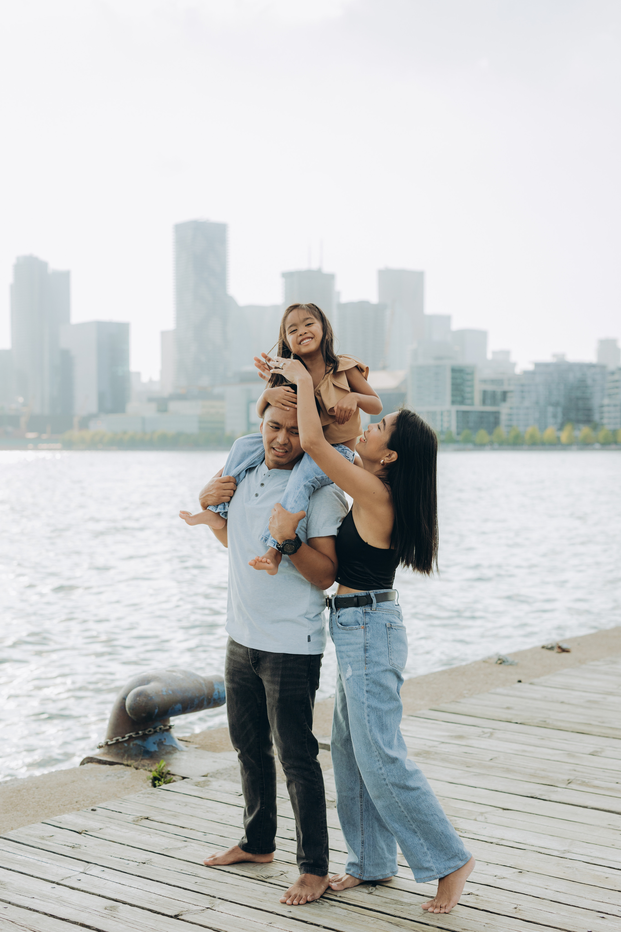 Family session in Toronto. Wedding Photographer Toronto