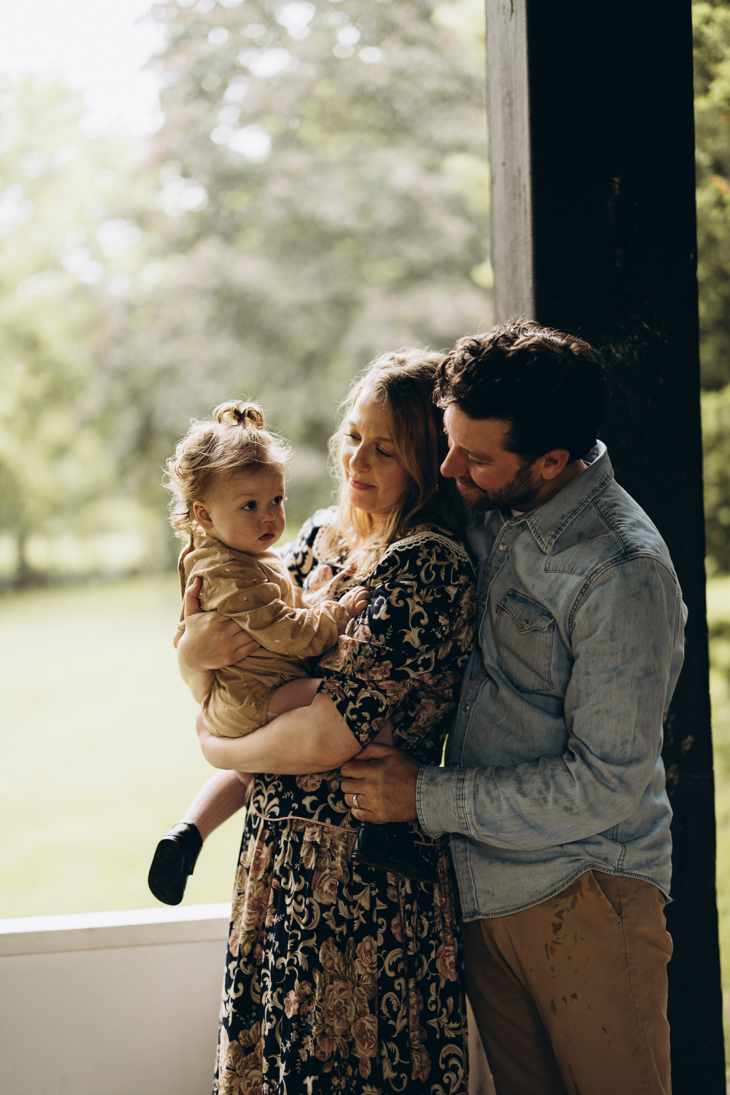 Under the rain. Wedding Photographer Toronto