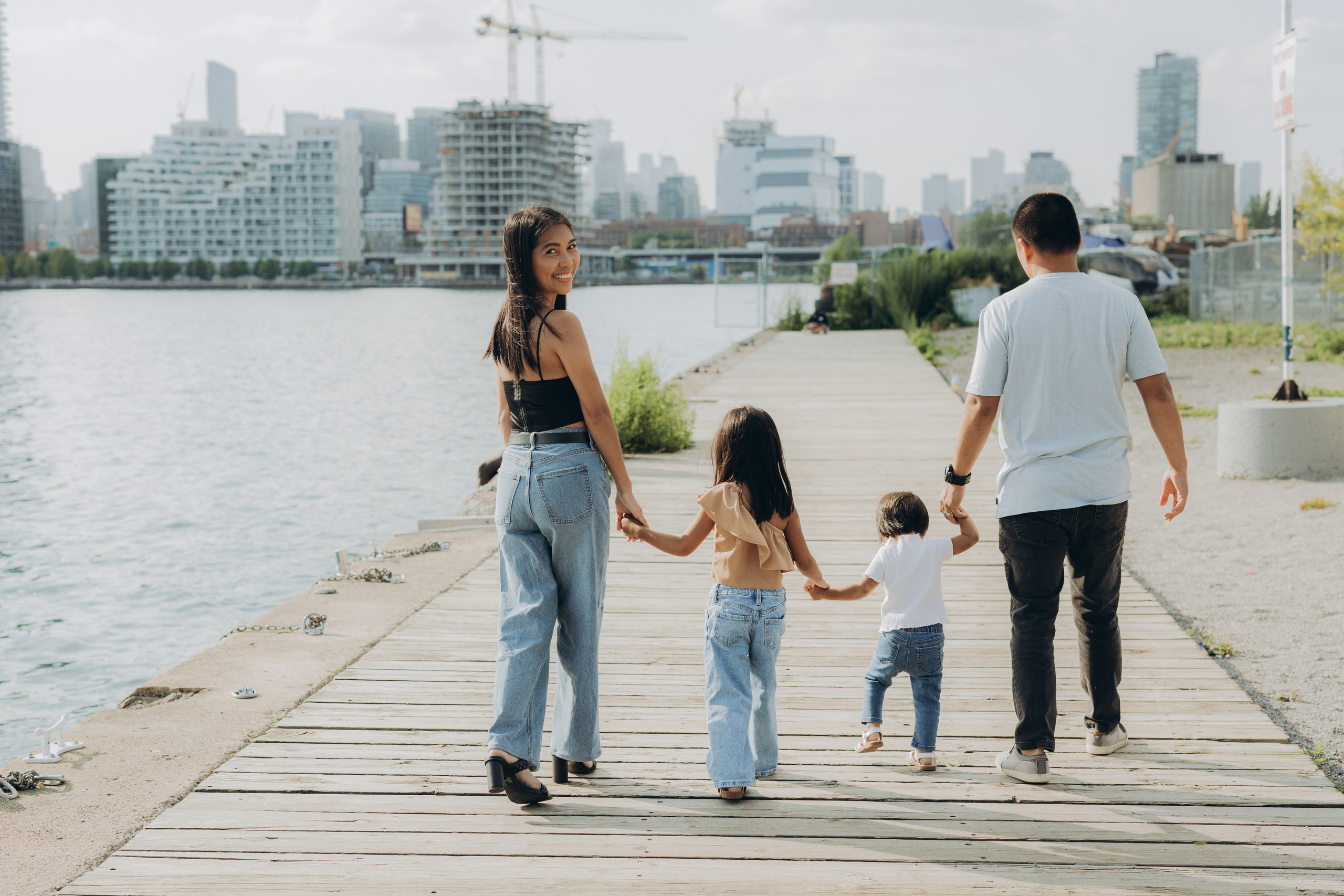 Family session in Toronto. Wedding Photographer Toronto