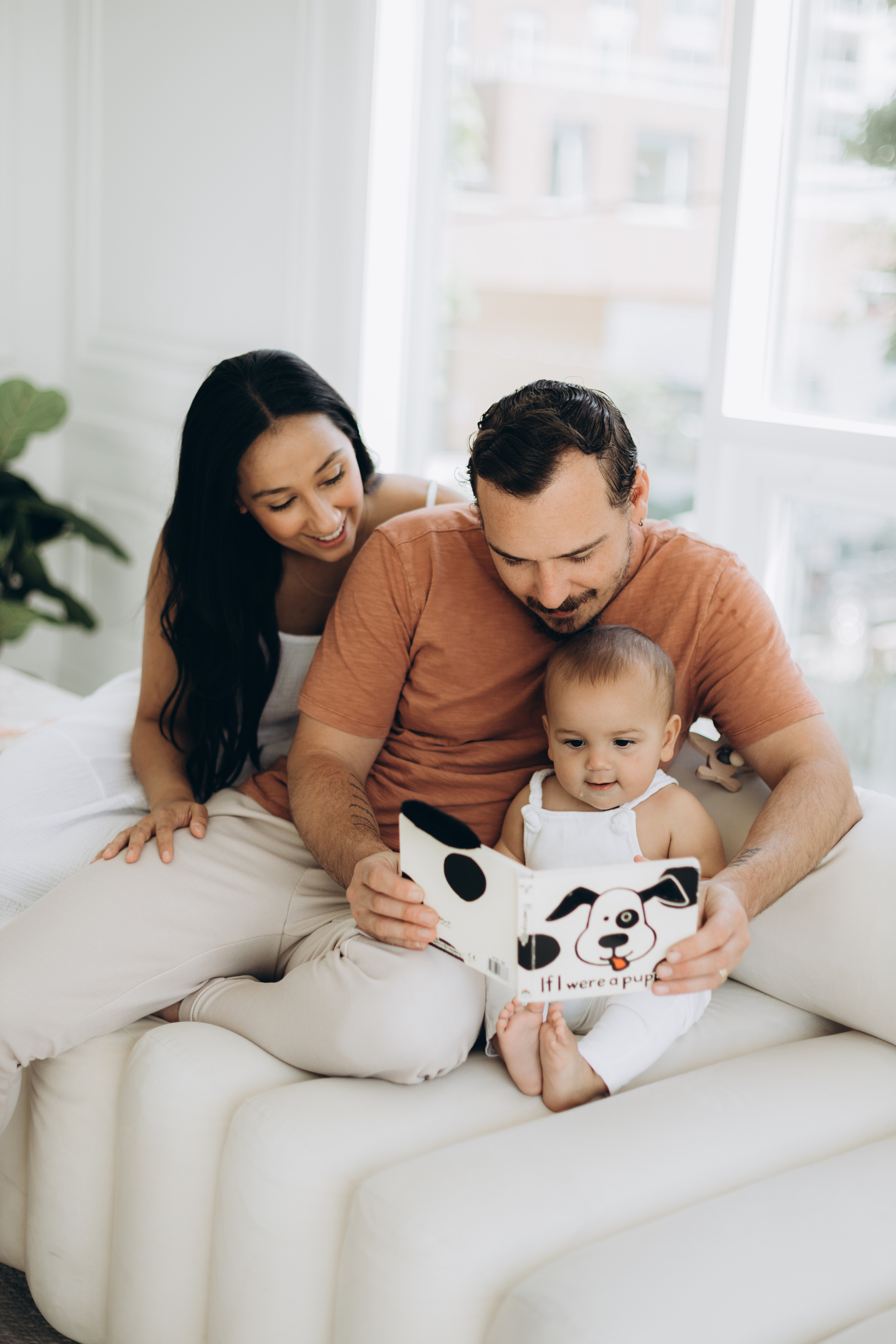Cake smash. Wedding Photographer Toronto