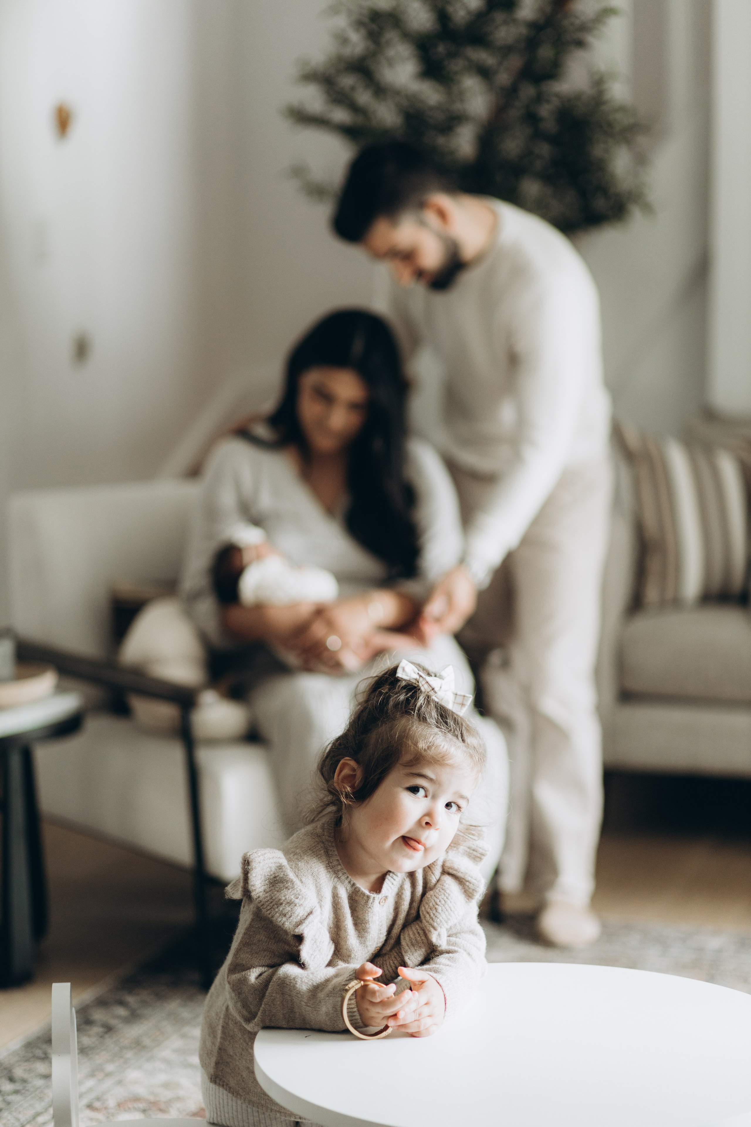 Newborn/family photo session. Wedding Photographer Toronto